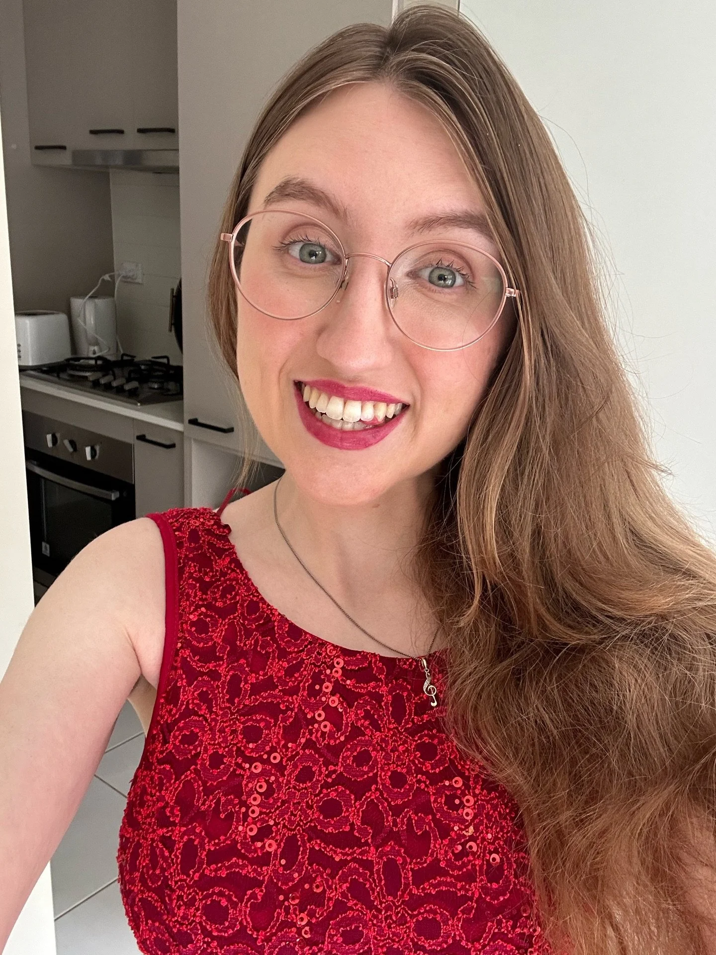 Midnight Til Morning 

Melbourne, 2025 ❤️&zwj;🔥

🕕🕐🕓🕡

&ldquo;You wore that little red dress. You know that really ain&rsquo;t fair.&rdquo; 🎶