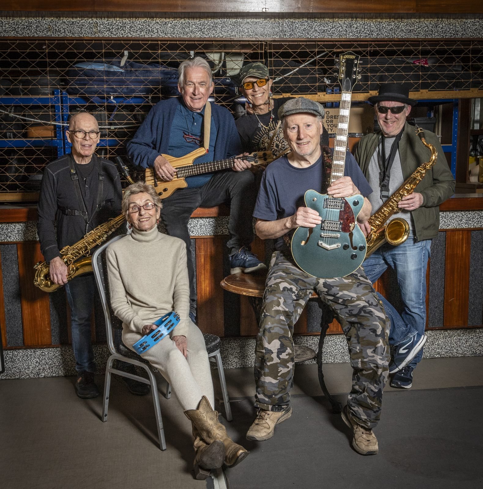 Live Music from The Bakelites 