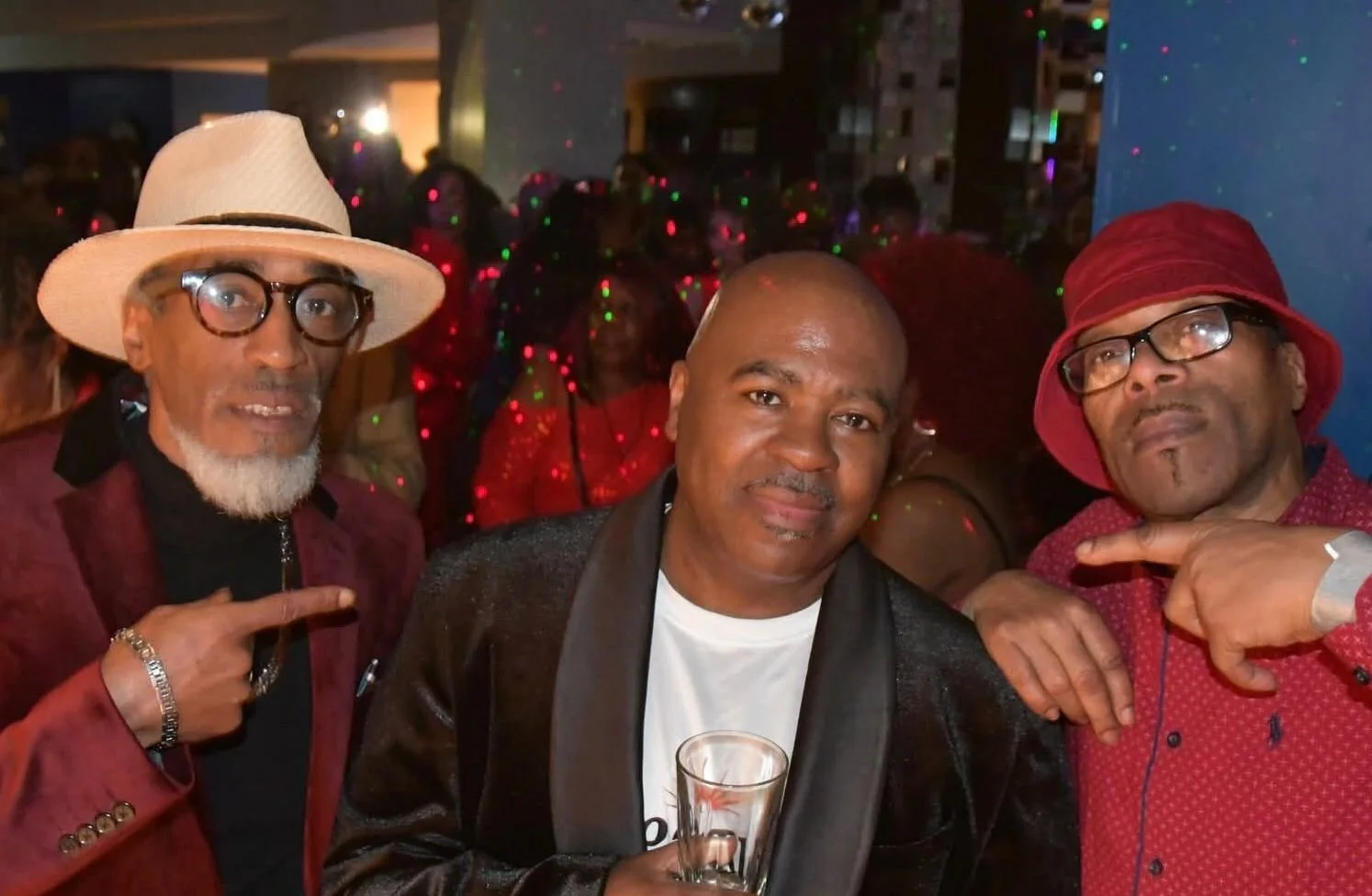 FATMAN SOUND Featuring DJ Flip &amp; Junior Dan