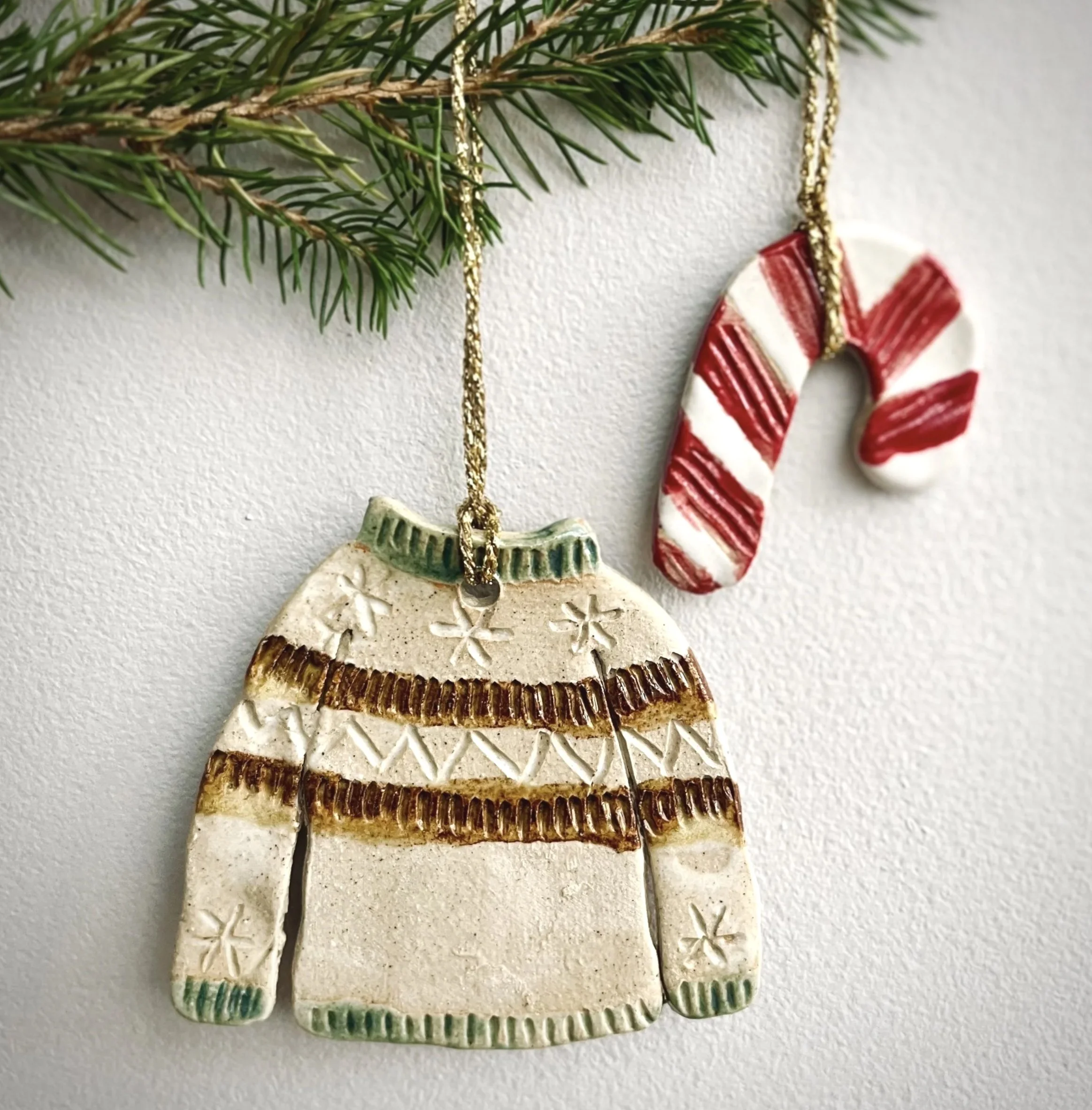 Xmas Jumper & Candy decorations - set of 2