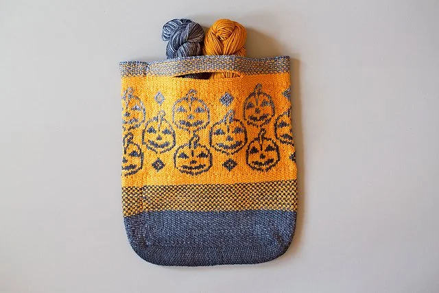 Pumpkin_Trick_or_Treat_Bag_Orange_4063_5_medium2.jpg
