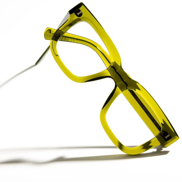 Lunettes de soleil vertes à monture épaisse en acétate