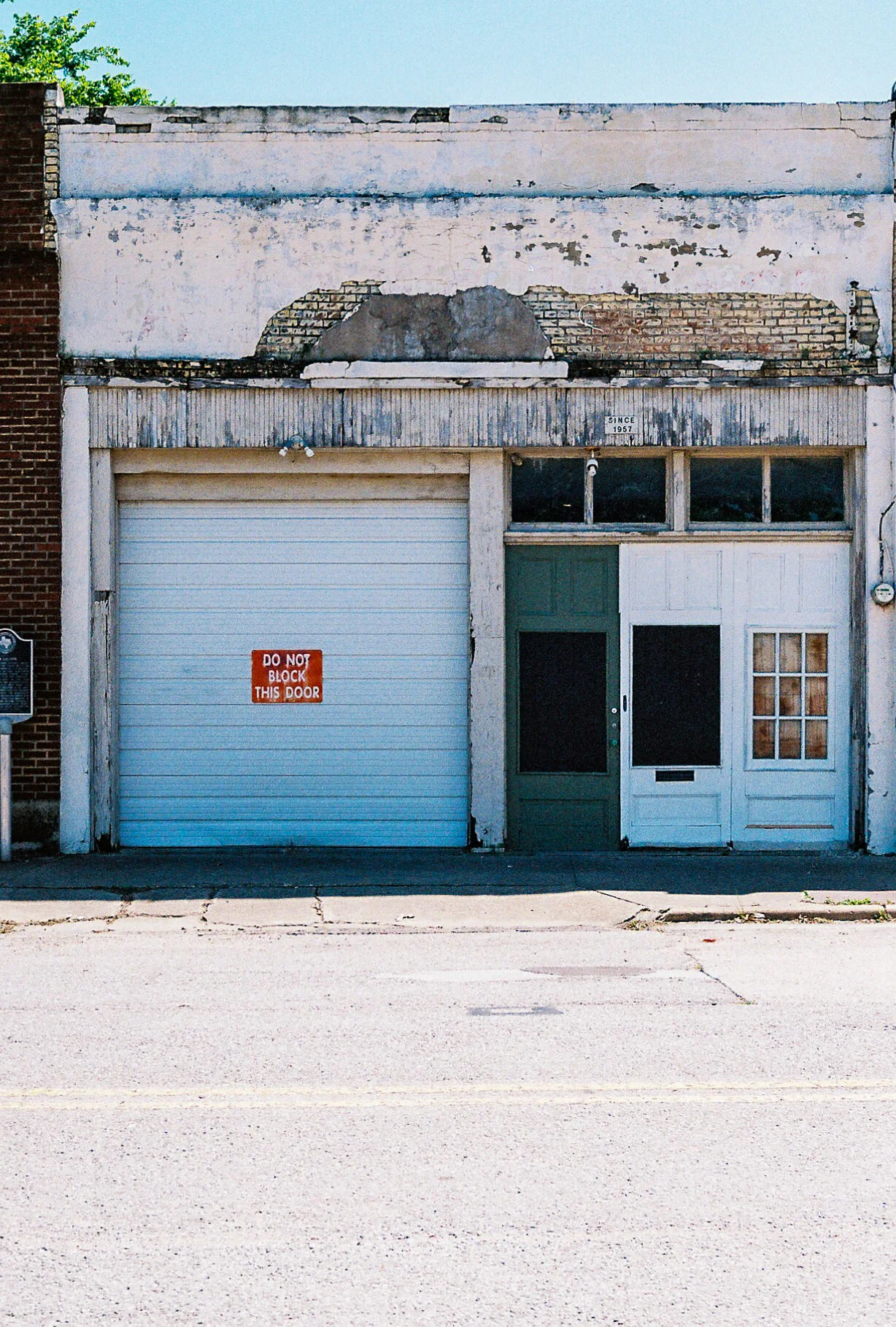 No Parking - McKinney, Texas - Contax G1