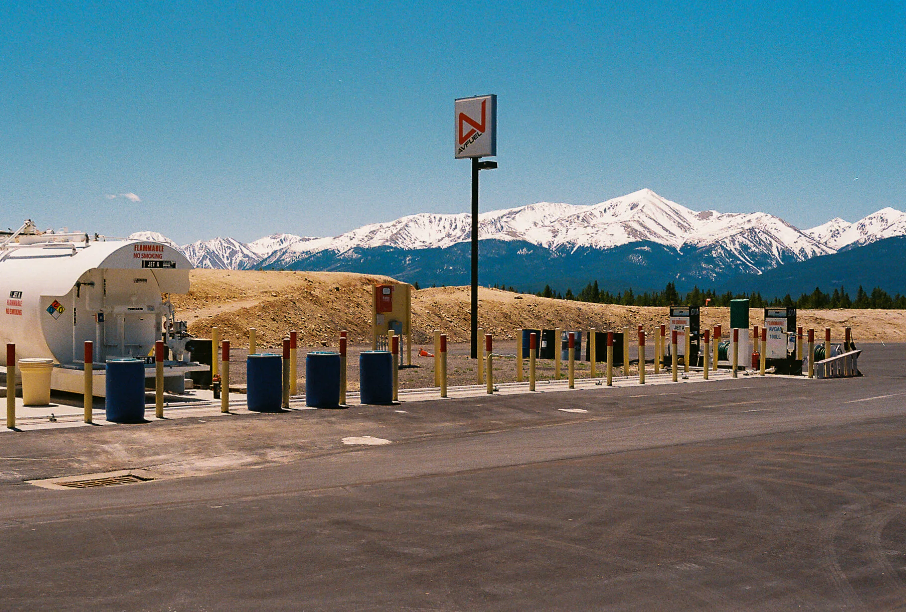 Refueling At Altitude - Leadville, Colorado - Contax G1