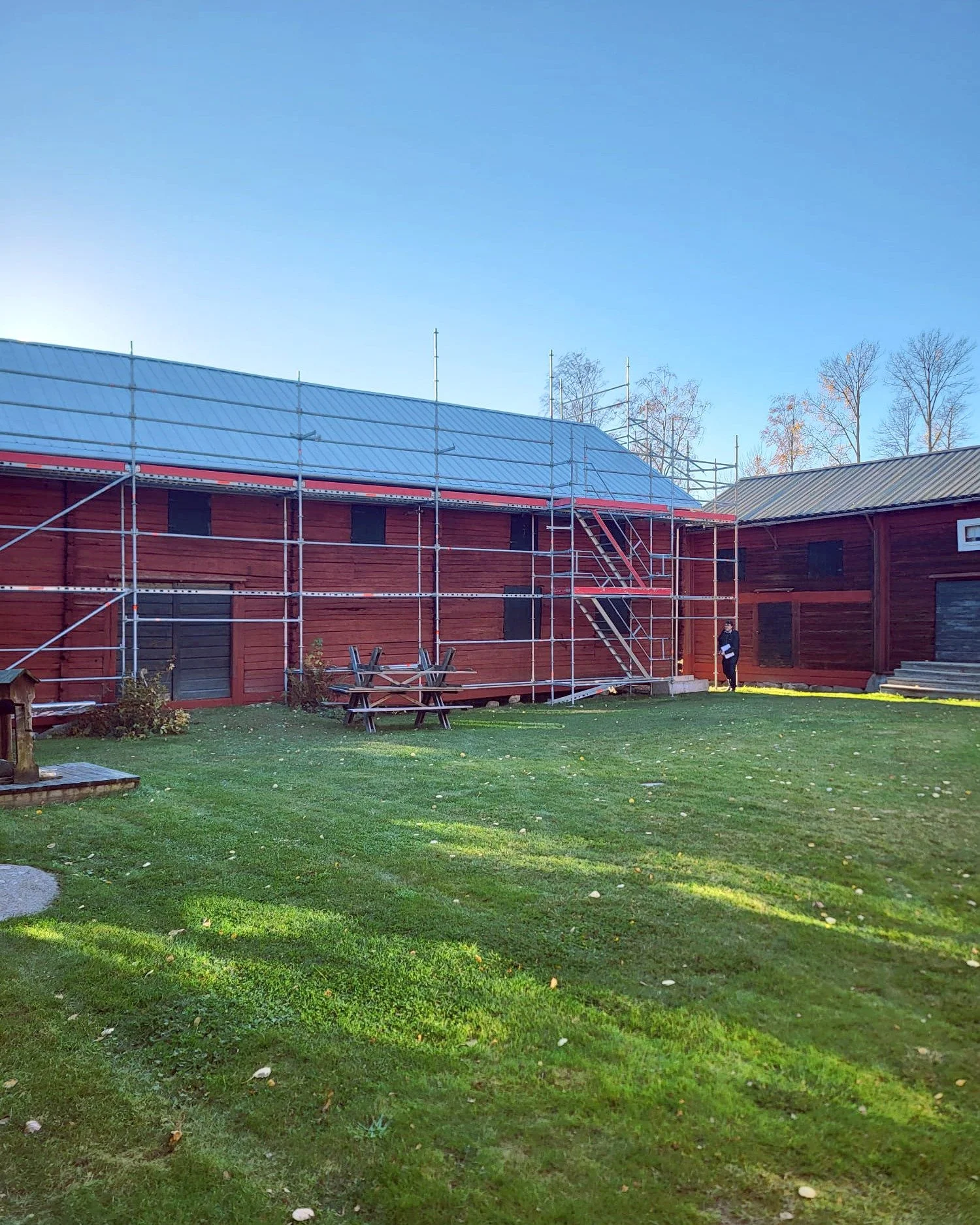 Slutbesiktning av diverse timmerlagningar p&aring; Forsa Forng&aring;rd 😊

#forng&aring;rd #forsa #h&auml;lsingland #timmerbyggnad #timmerlagning #byggnadsv&aring;rd #byggnadsv&aring;rdipraktiken