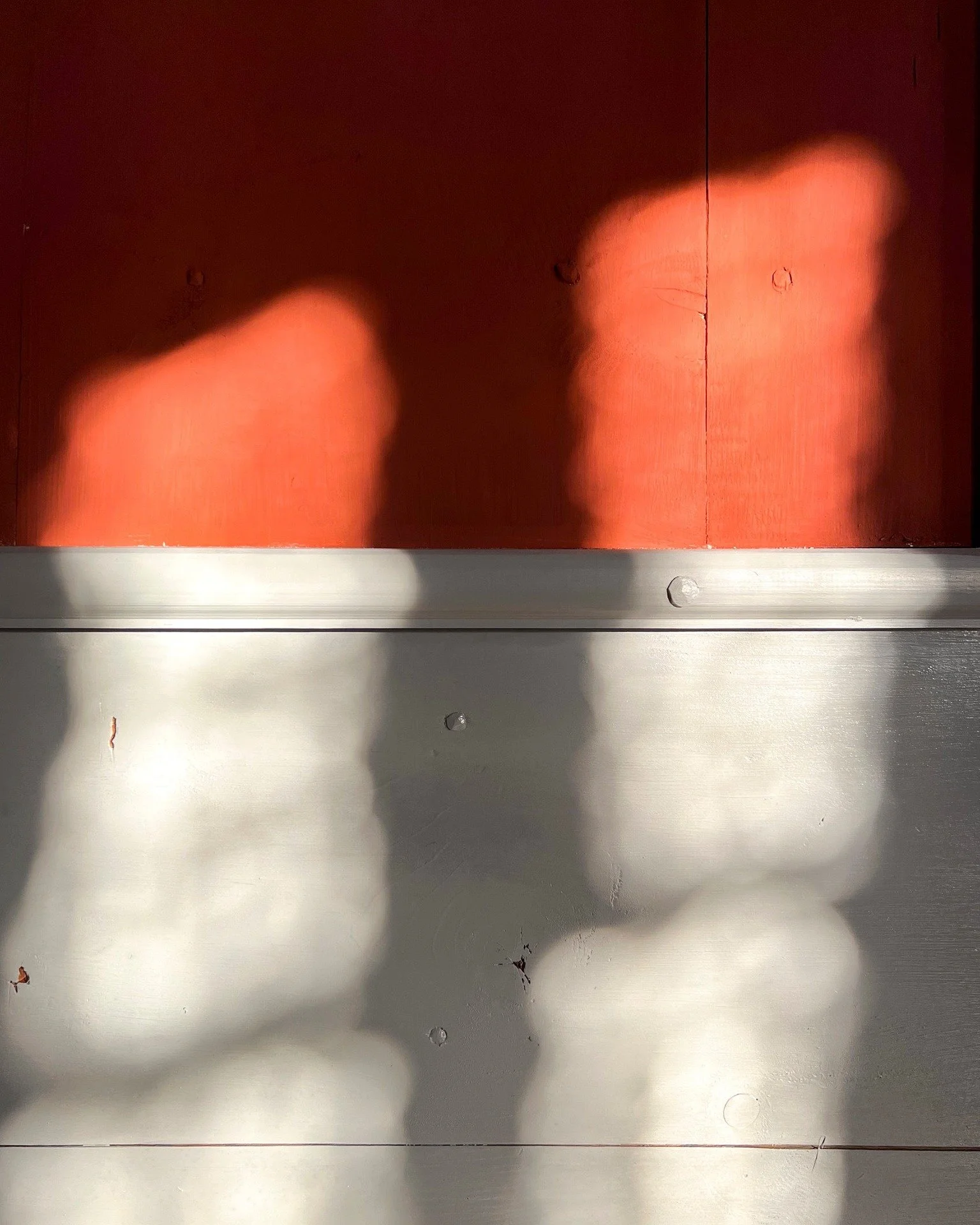 Balsam f&ouml;r en byggnadsv&aring;rdare.

Fler bilder p&aring; @nygards_i_hassja 

#byggnadsv&aring;rd #byggnadsv&aring;rdipraktiken #h&auml;lsingeg&aring;rd #linoljef&auml;rg