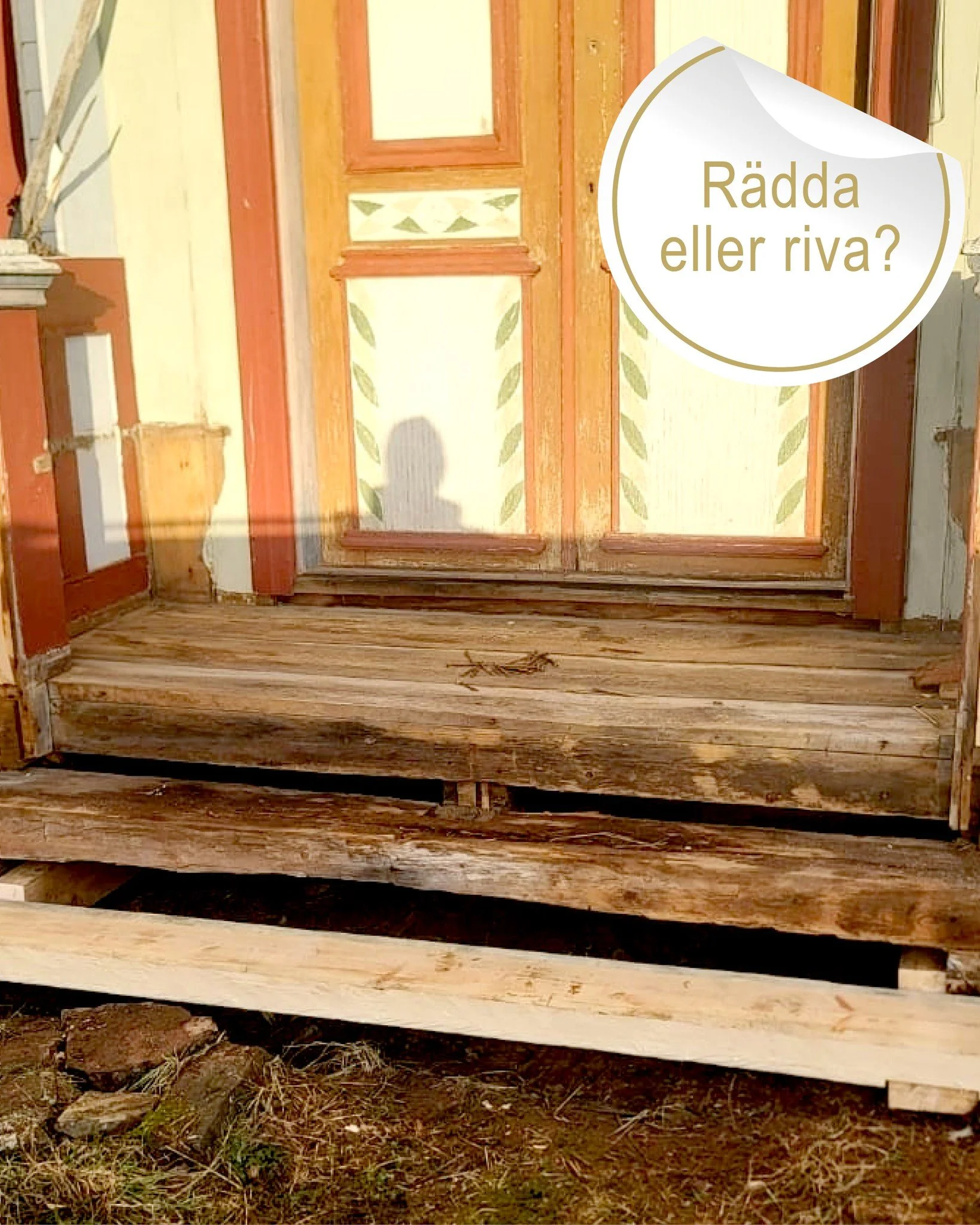 R&auml;dda eller Riva?
Svep >