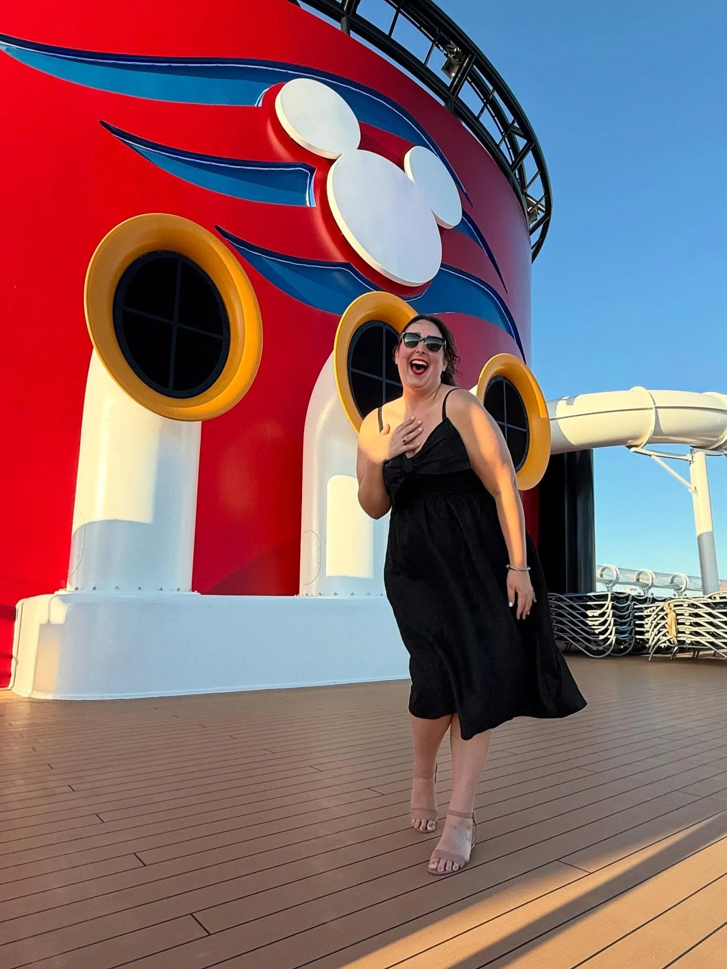 Outfits at Sea 

@renttherunway @lillypulitzer @anthropologie 

#cruisefashion #ootd