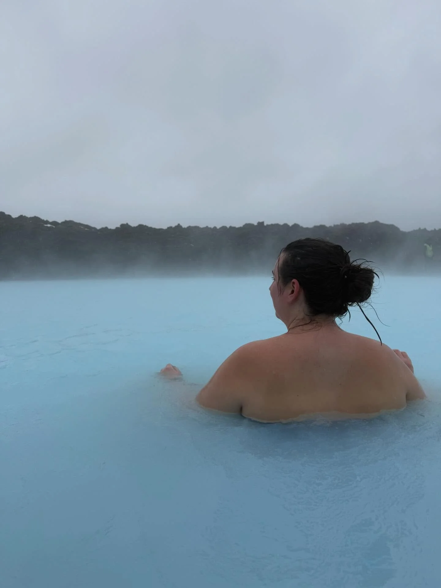 Blue Lagoon vs Sky Lagoon, what&rsquo;s your pick? 

The Blue Lagoon is the bigger of the two options, and caters more to families, allowing anyone over 2 in with an adult. It felt more lively and Disney-fied. Thankfully they have a quiet zone! 

I r