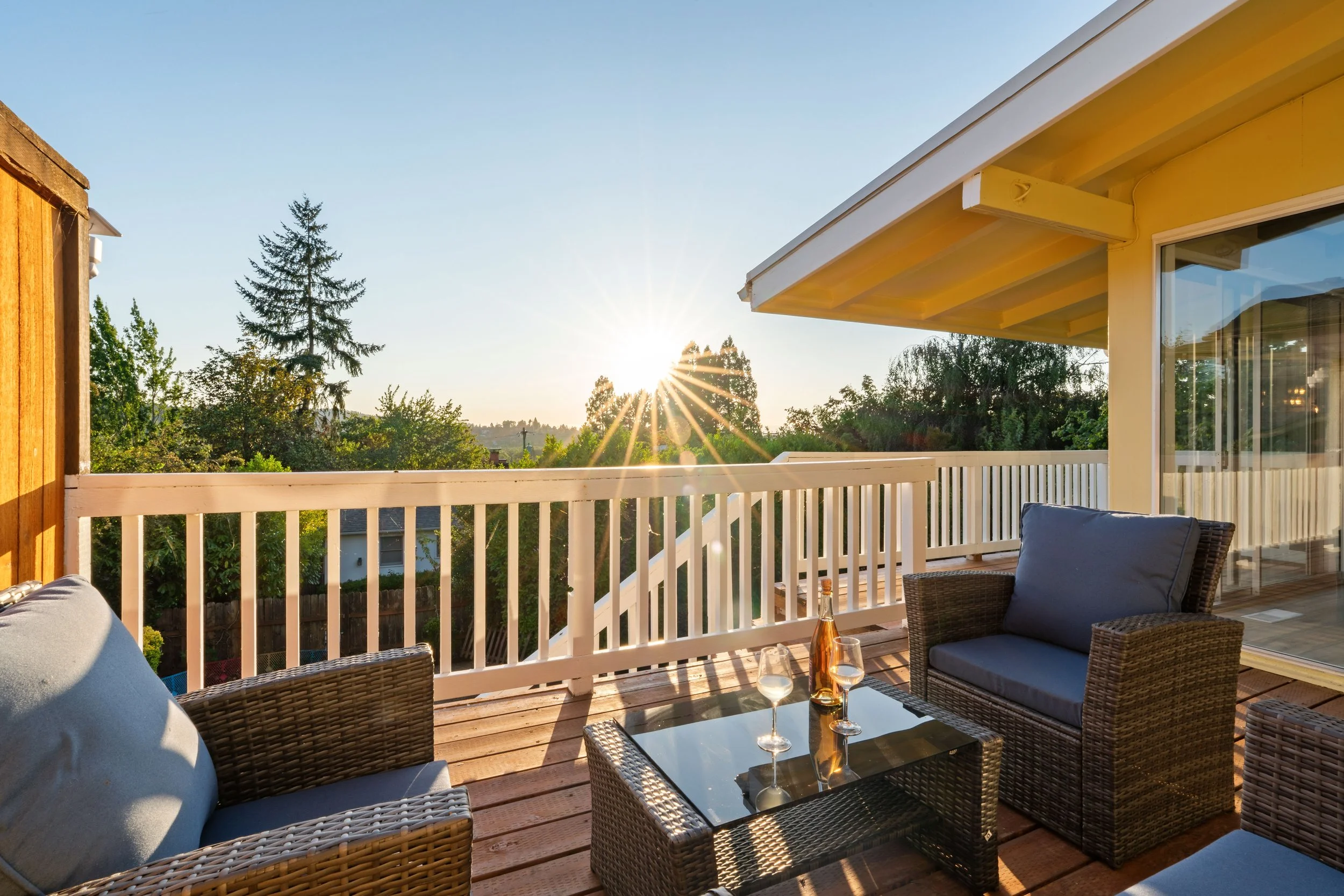 Eugene-Oregon-airbnb-photography-01.jpg