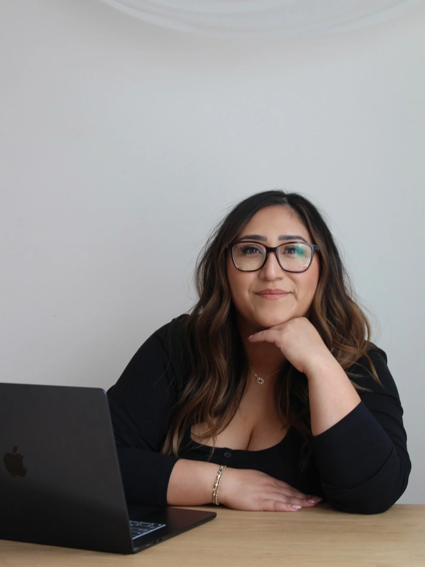 Hi, it&rsquo;s been a while 💕

I&rsquo;m Sarah &mdash; the brow-obsessed face behind Beautology Studio here in Calgary! ✨

Between client transformations, private trainings, and a whole lot of coffee, the feed got a little quiet&hellip; but I&rsquo;