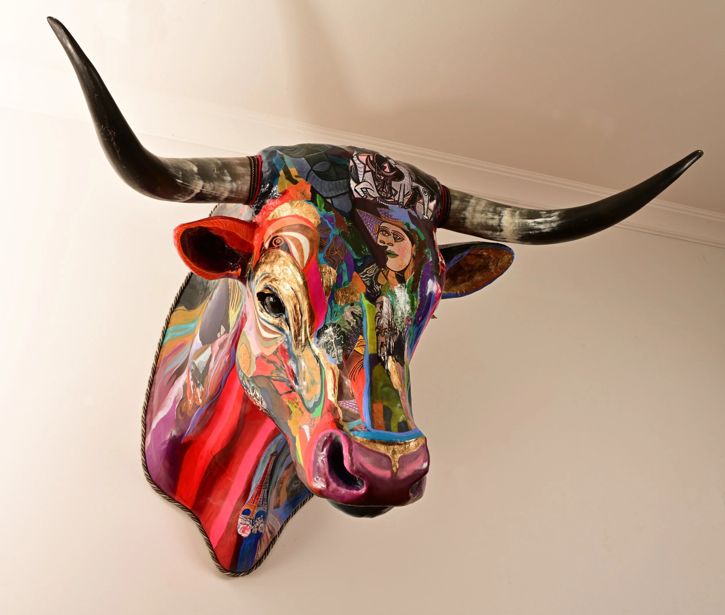 Apis • Disponibel à la galerie d'art Iris