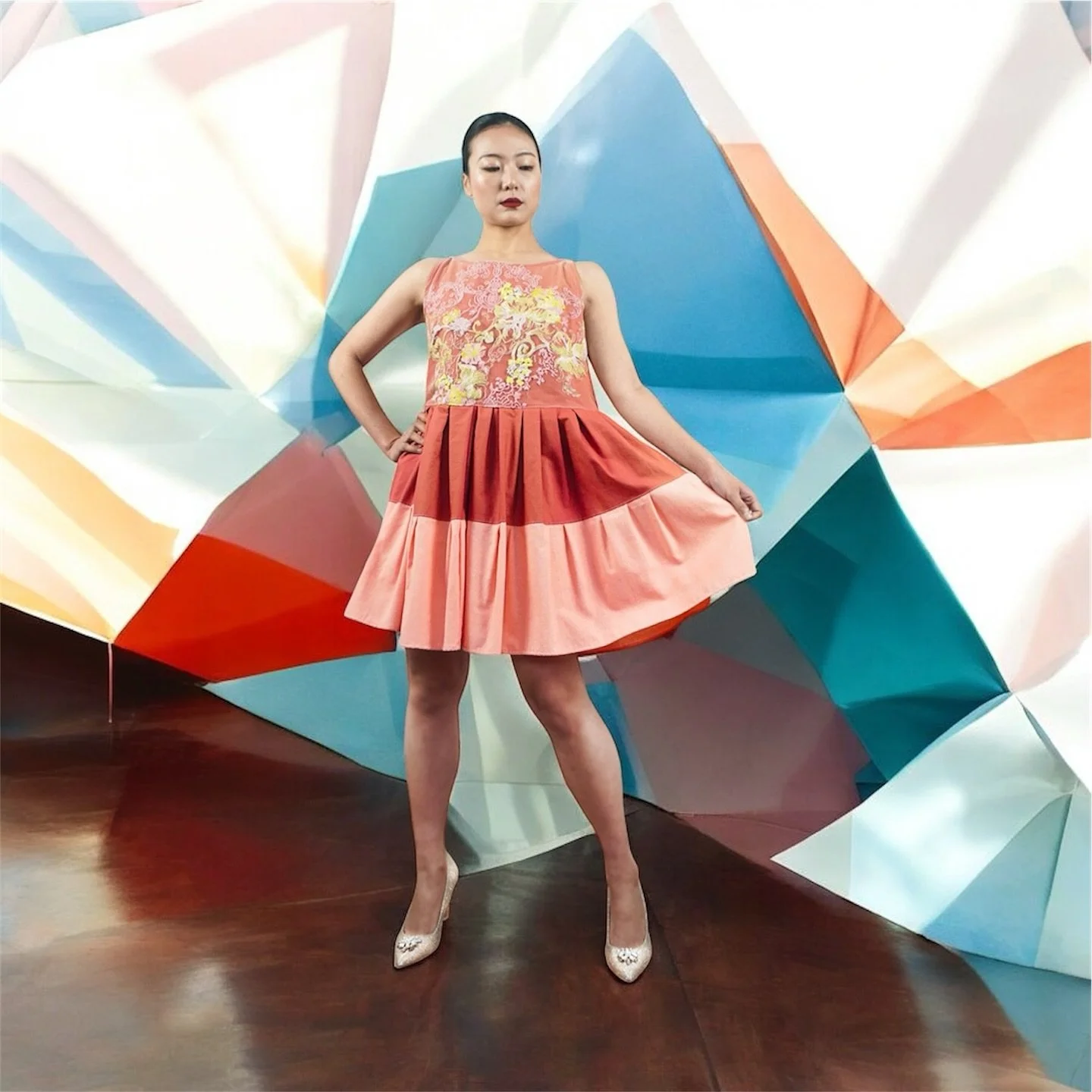 colour, texture, movement πΊ the coral bloom dress brings art into your wardrobe — now online at www.rosinha.com.au β¨
#fashion
#ootd
#styleinspo
#statementdress
#artwear
#boldfashion
#colorfulstyle
#fashiondesigner
#fashionstyle
#instafashion