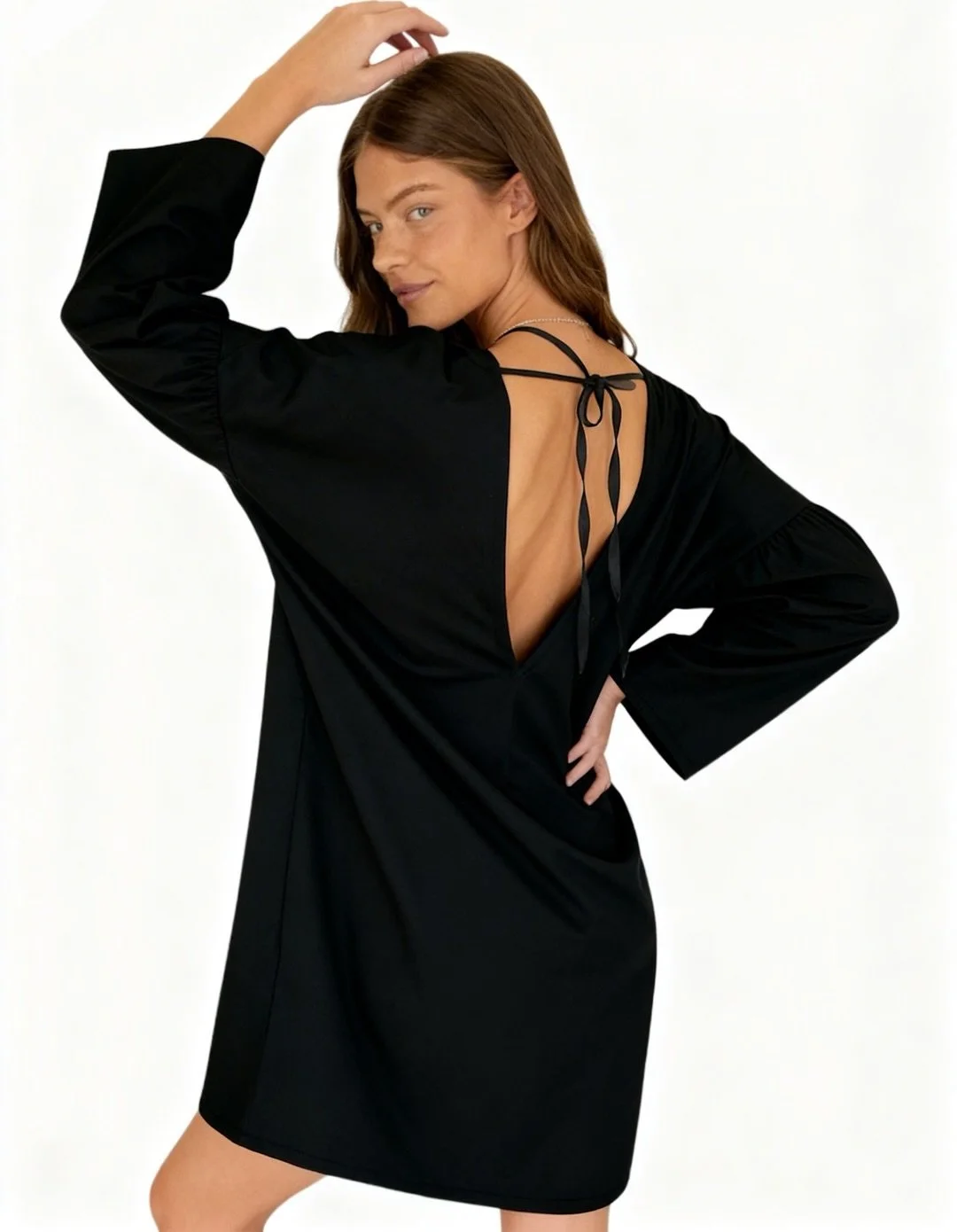 Meet The Midnight Dress. 🖤
The little black dress, reimagined.
Deep V. Open back. Self-tie ribbon.
Effortless elegance &mdash; day to night.
Rosinha.com.au
📍 91 Johnston St, Collingwood Melbourne
#TheMidnightDress #NewIn #MelbourneDesigner #LittleB