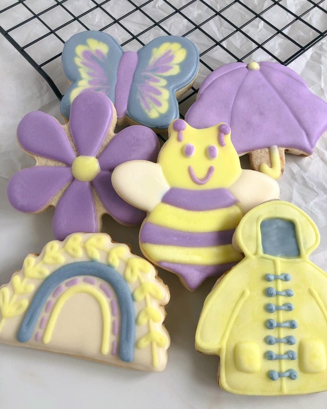 April Showers Cookie Decorating Class