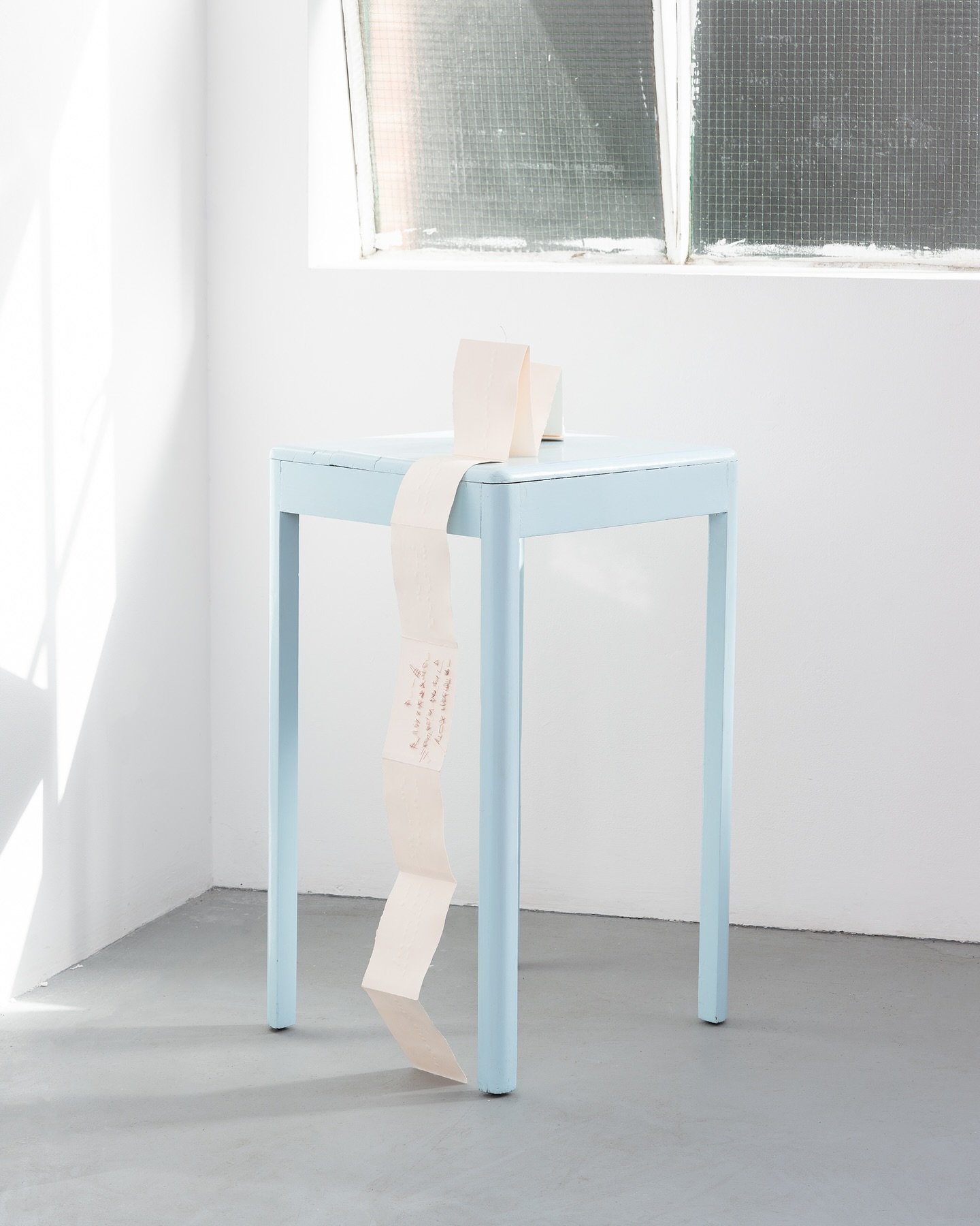 Anna Devine&rsquo;s artwork recently captured in the VCA Artspace 😊📸
@anna_devine_art @vcaartspace