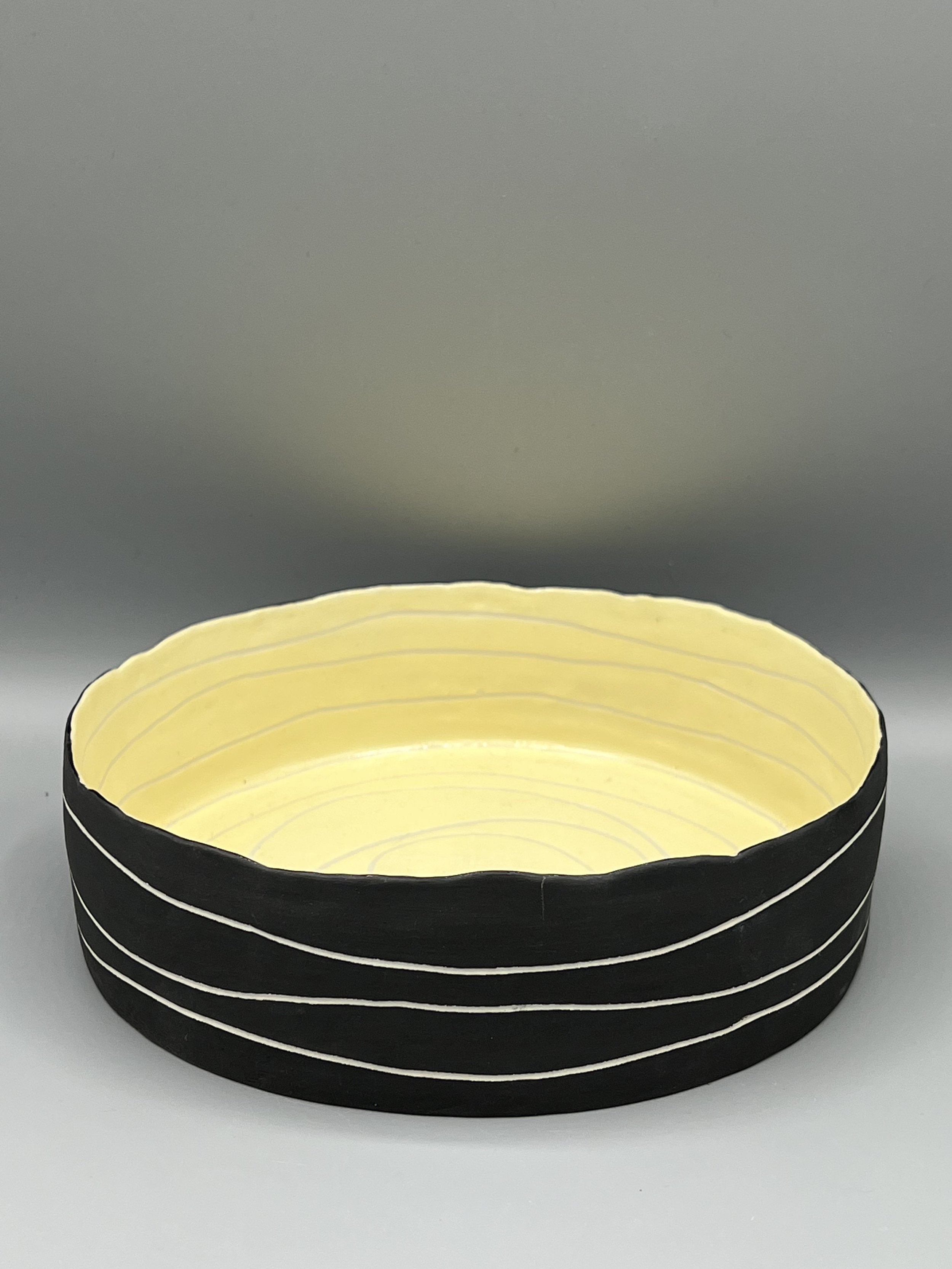 33_Ramekin Series_Med_Black Ex_Cream In_17.5cm*5cm_85.jpeg