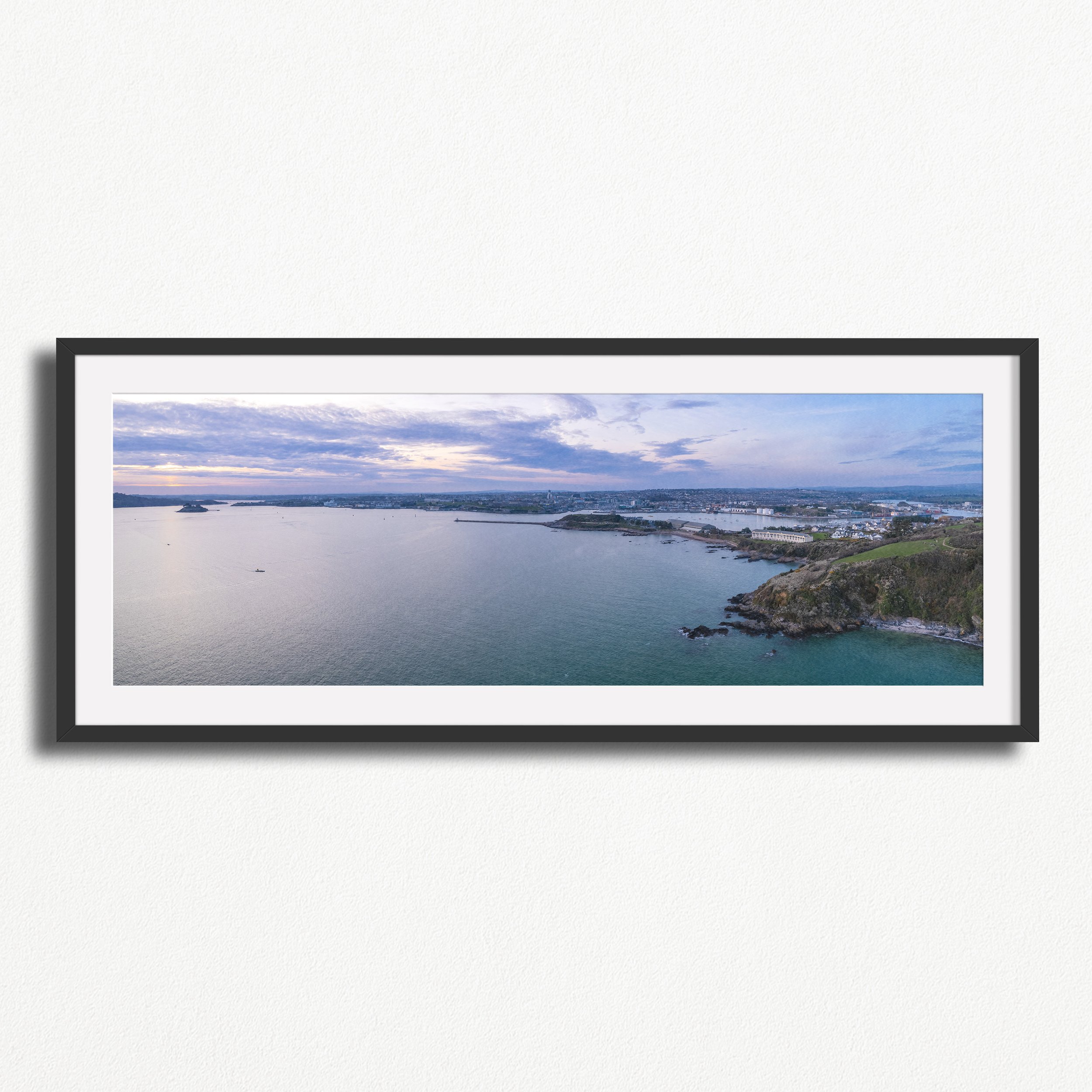3x1 Frame Mock Up.jpg