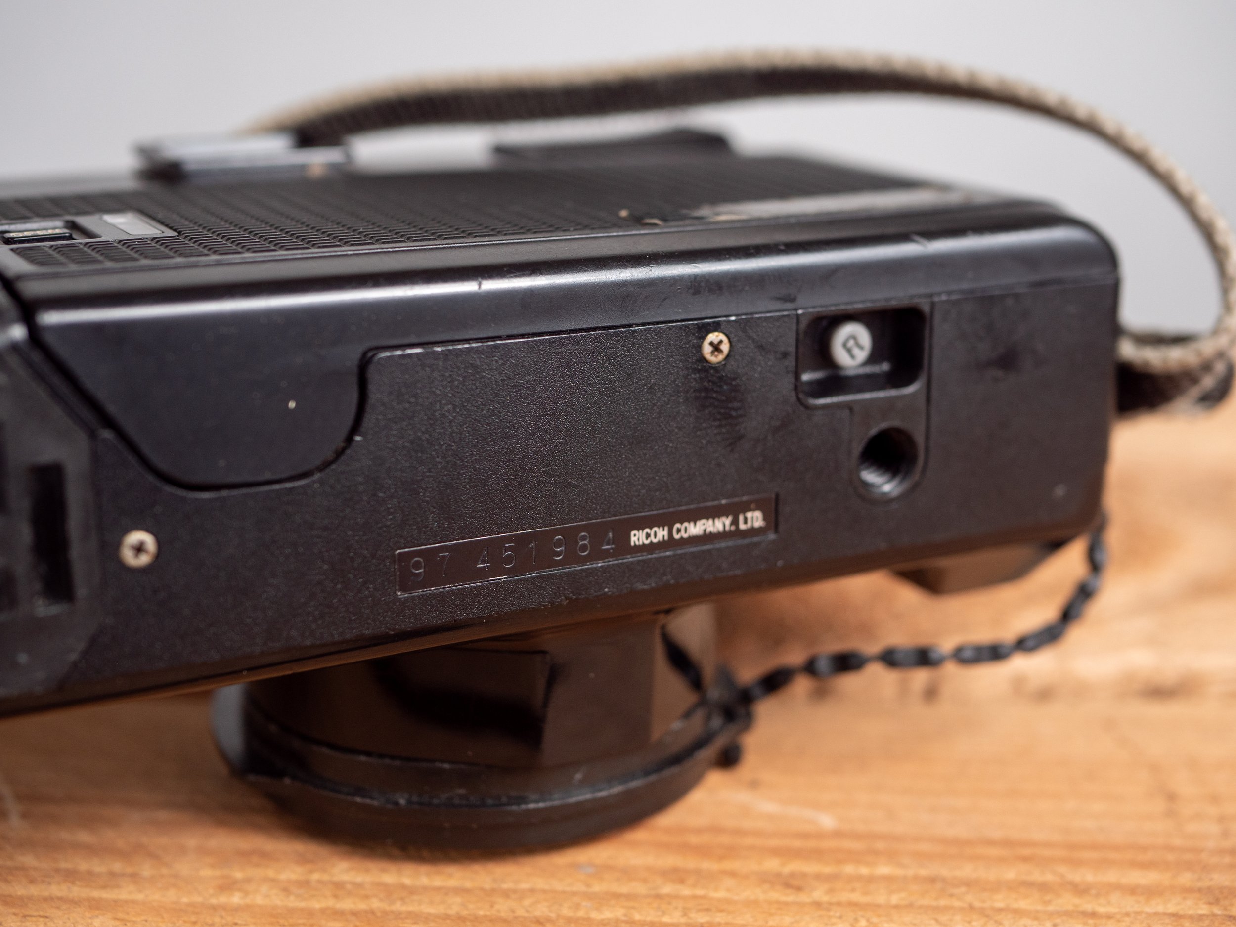 Ricoh AF-35 (12).jpg