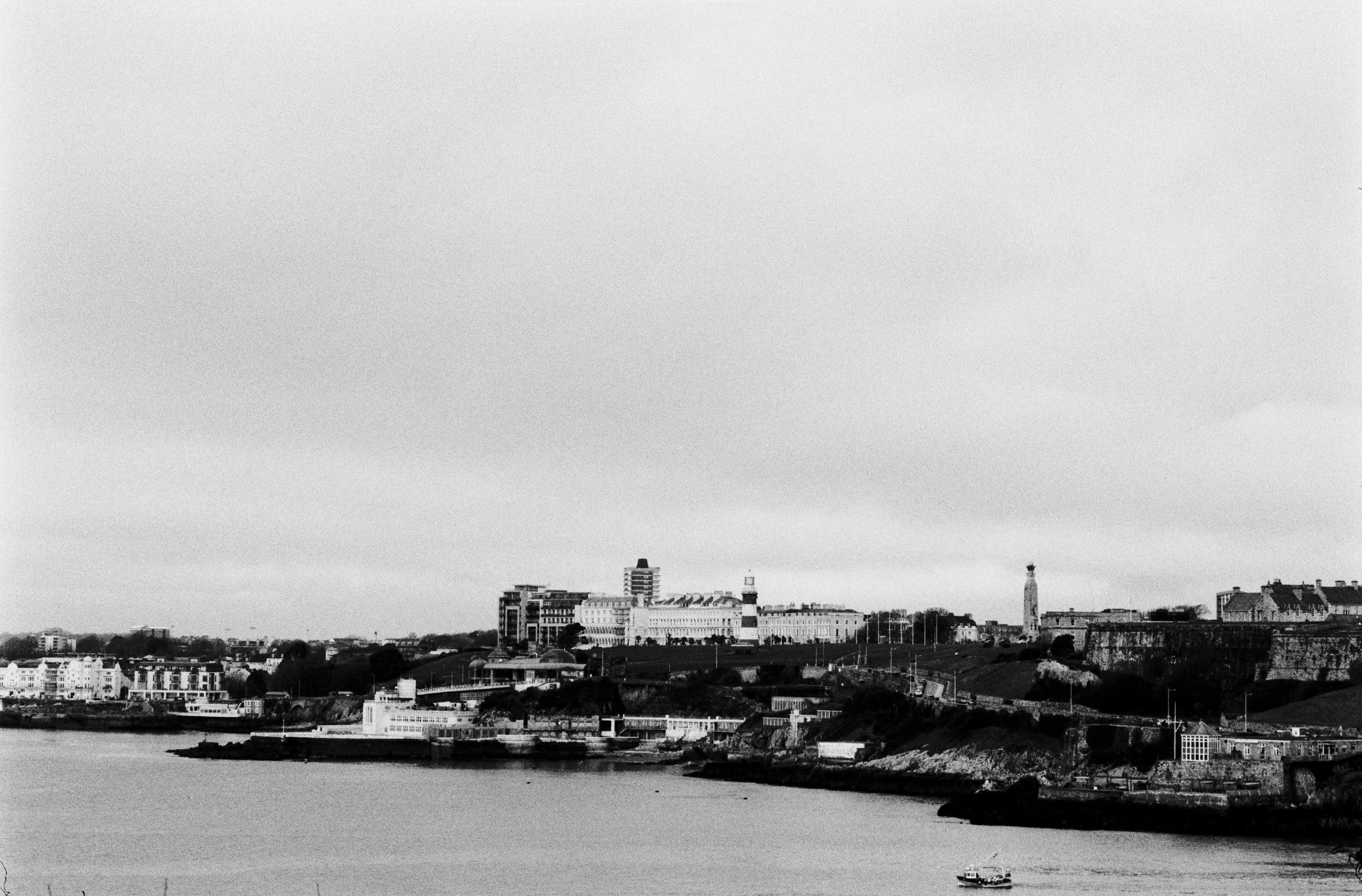 K100 A 010226 (10) Boots Multi AF Zoom.jpg