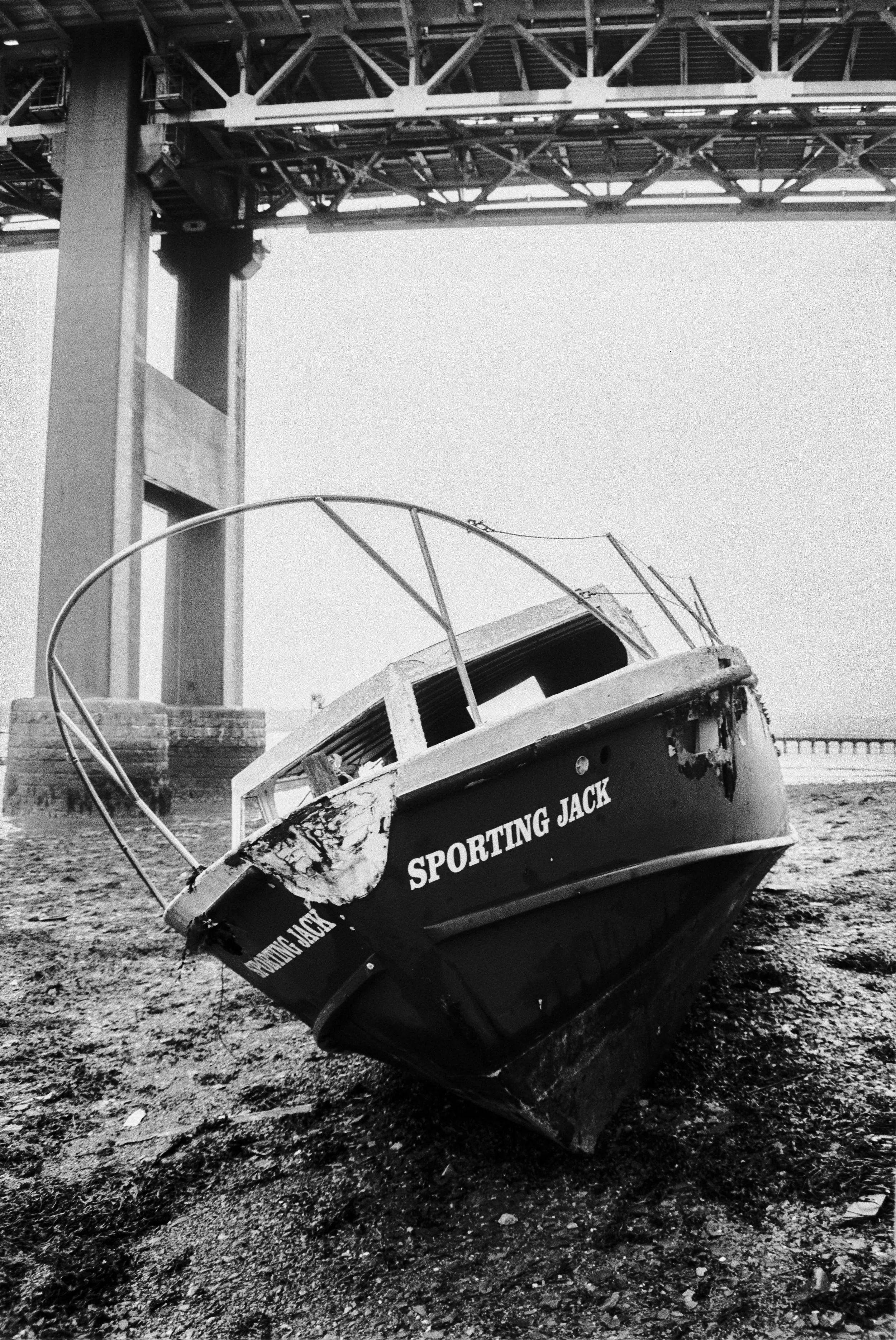 K100 A 010226 (34) Dynax 505si Super 35-70mm.jpg