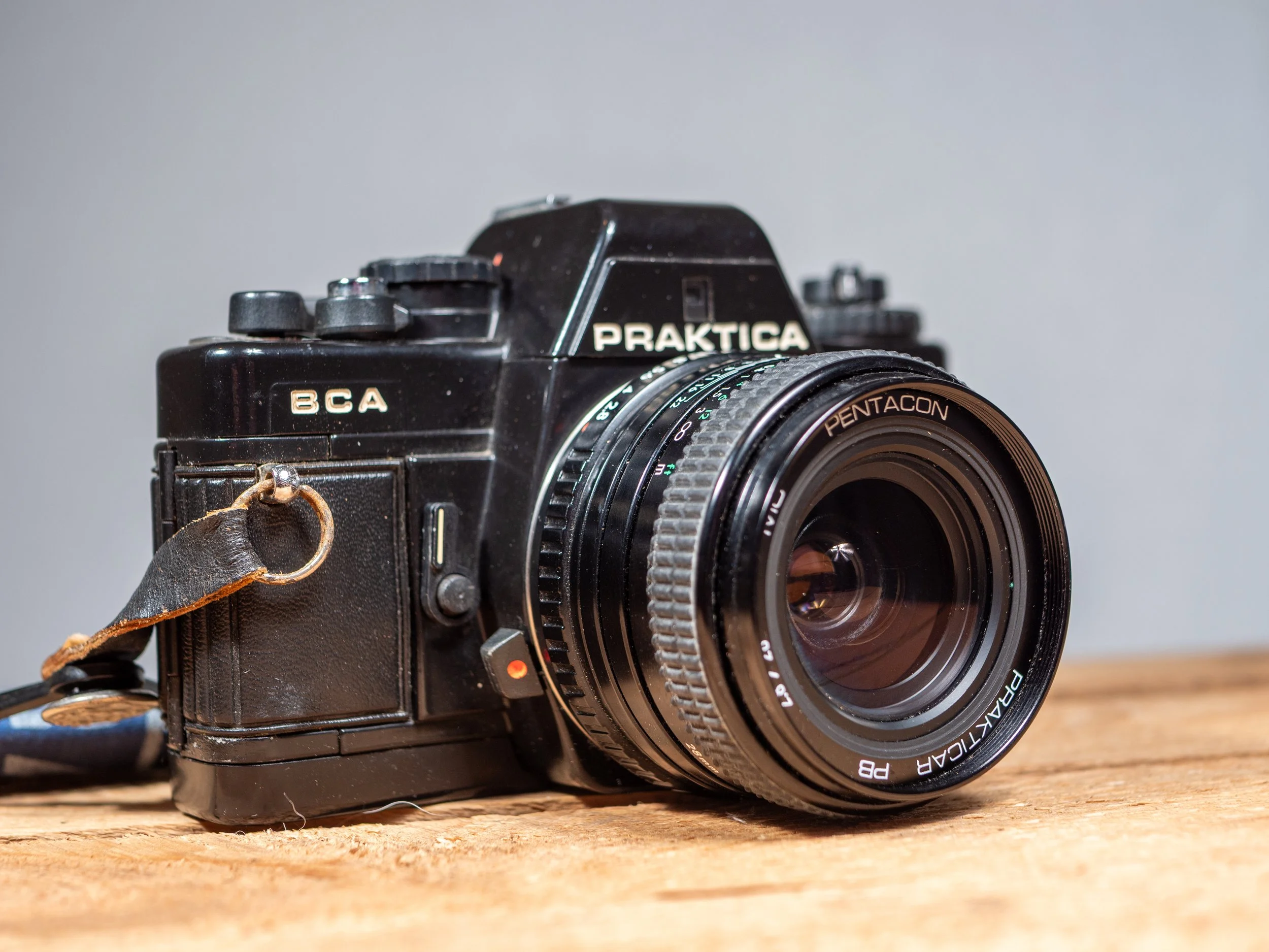 Praktica BCA SLR & 28mm f/2.8 Lens