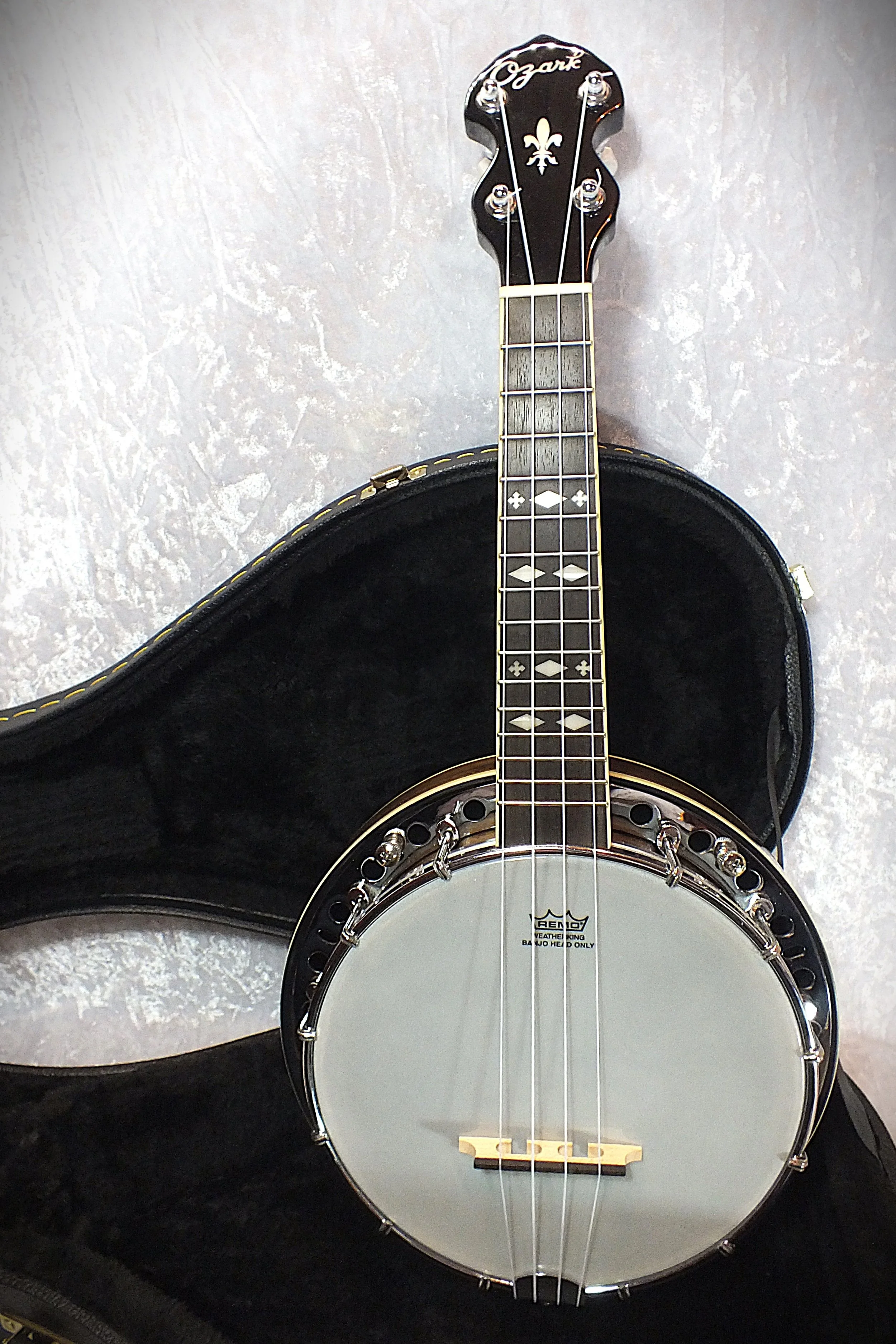 Ozark banjo ukulele