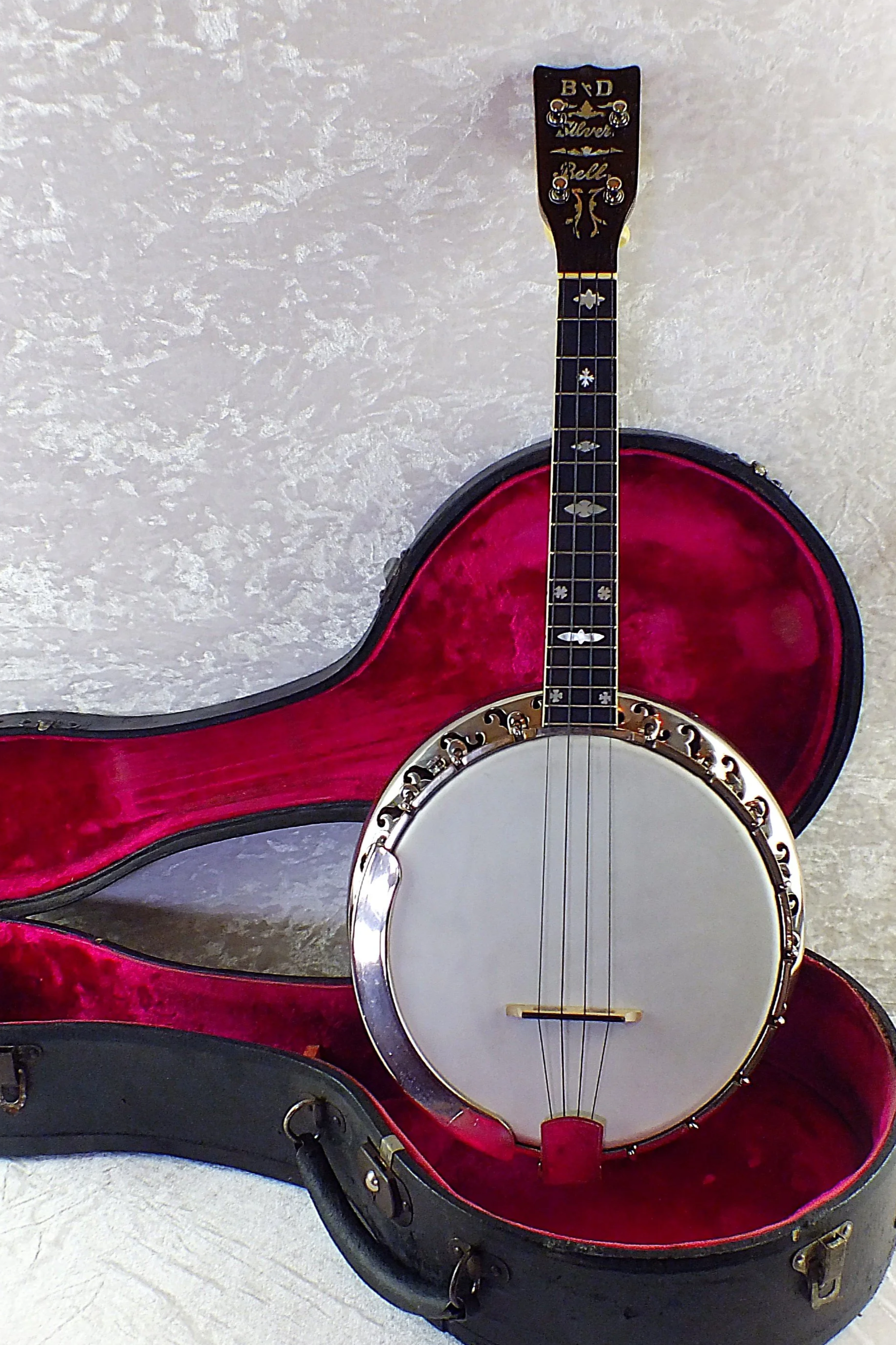 Bacon & Day Silver Bell banjo ukulele
