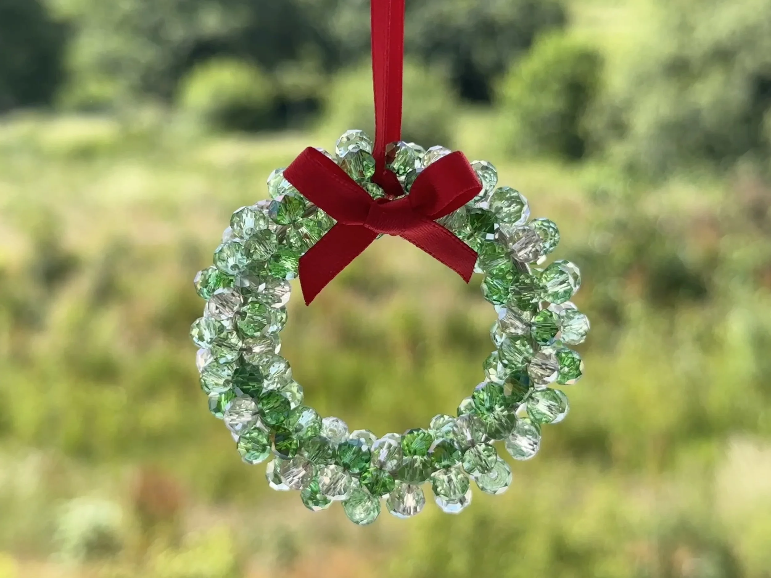 Light green:pink round suncatcher decorationIMG_3198 4.JPG
