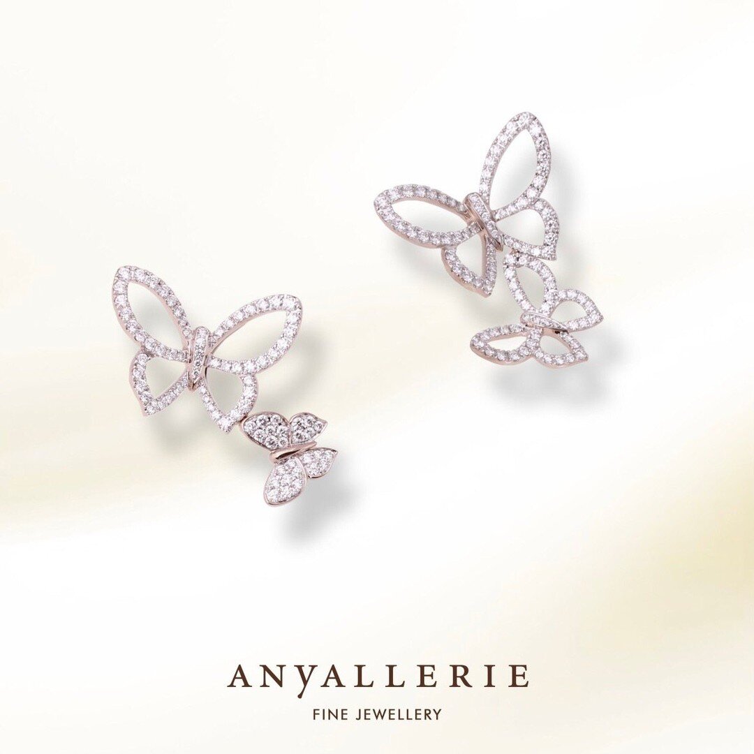 Our convertible Butterfly Lace Earrings can be worn short or long as you take your look from day to evening 🦋
.
#Anyallerie #Jewellery #Butterfly #Lace #Convertible #Earrings #Diamonds