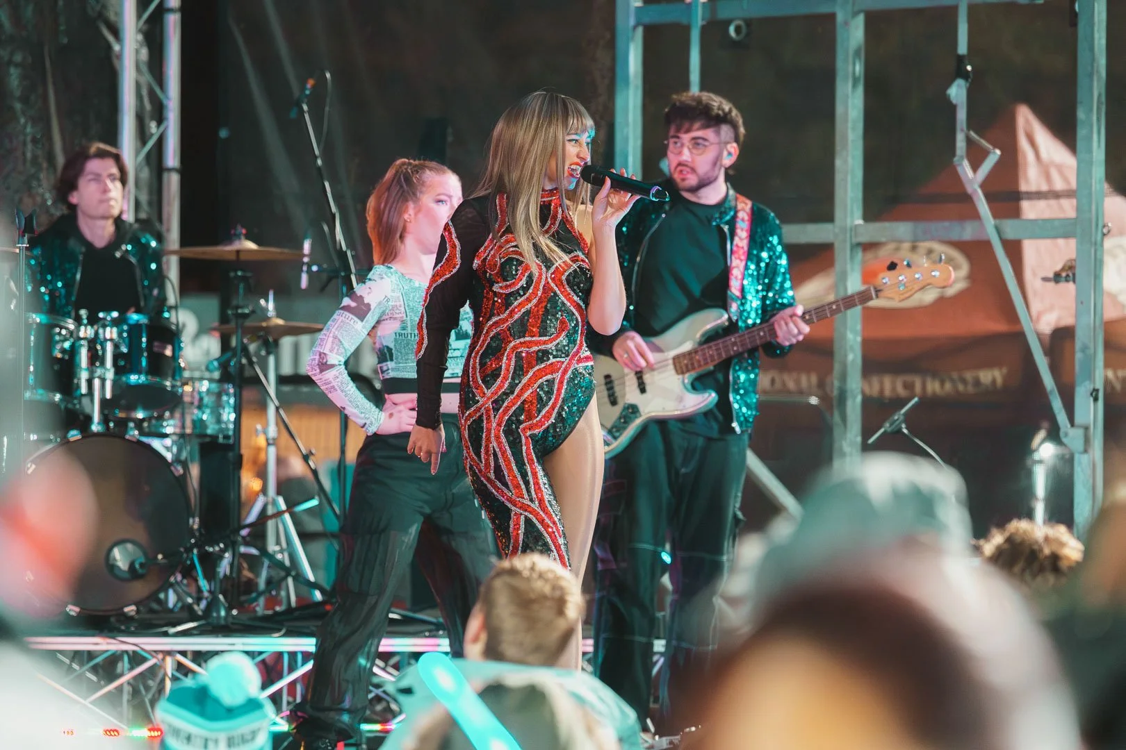 taylorswifttribute-coventry-gig-fr-tele-jlmedia-20251101-35.jpg