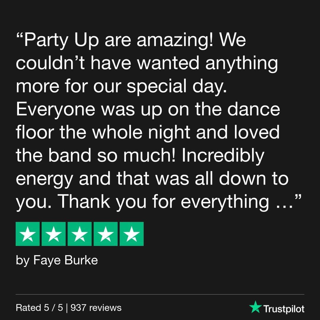 Thank you for this amazing review Faye! 🤩🥳

Review via @functioncentral's Trustpilot. 

#partyband #weddingreviews #weddingday #weddingband