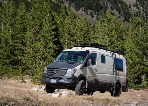 Ann and Dan's Grand Fall Adventure - Beast!
