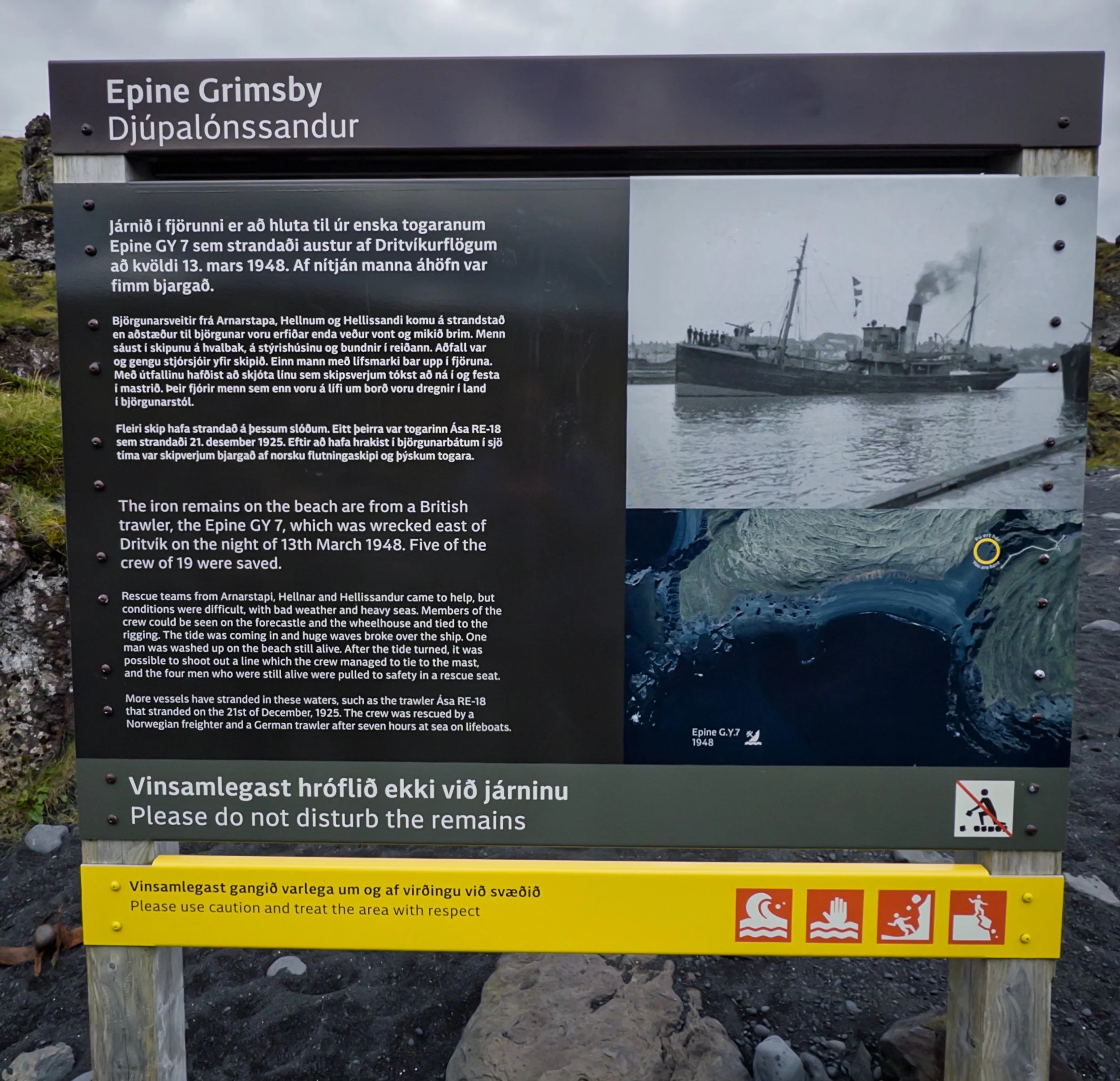 Djupalonssandur, Snaefellsnes (black pebble beach) with shipwreck remains