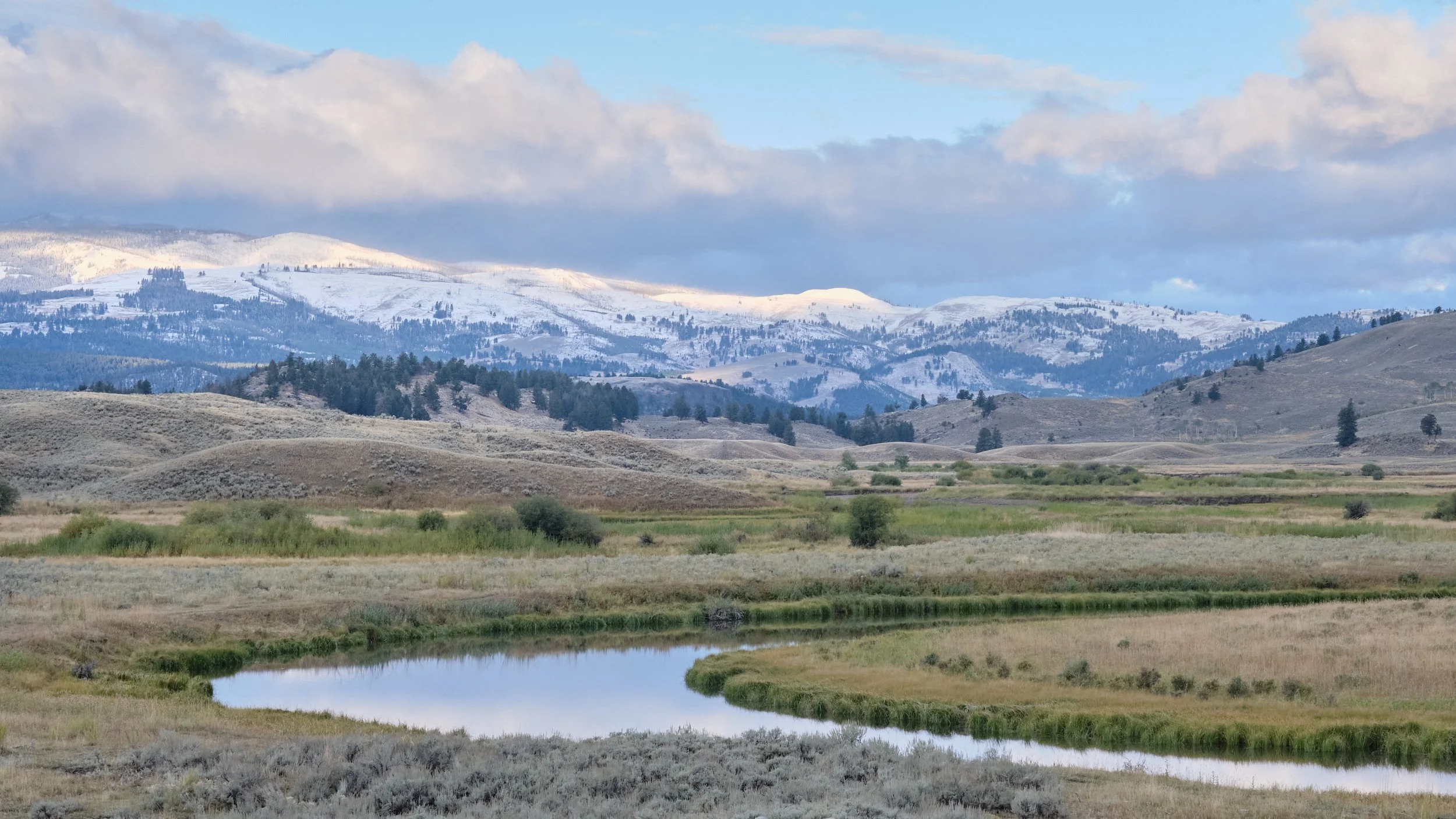 2017-09-20_06-41-50_Yellowstone.jpg
