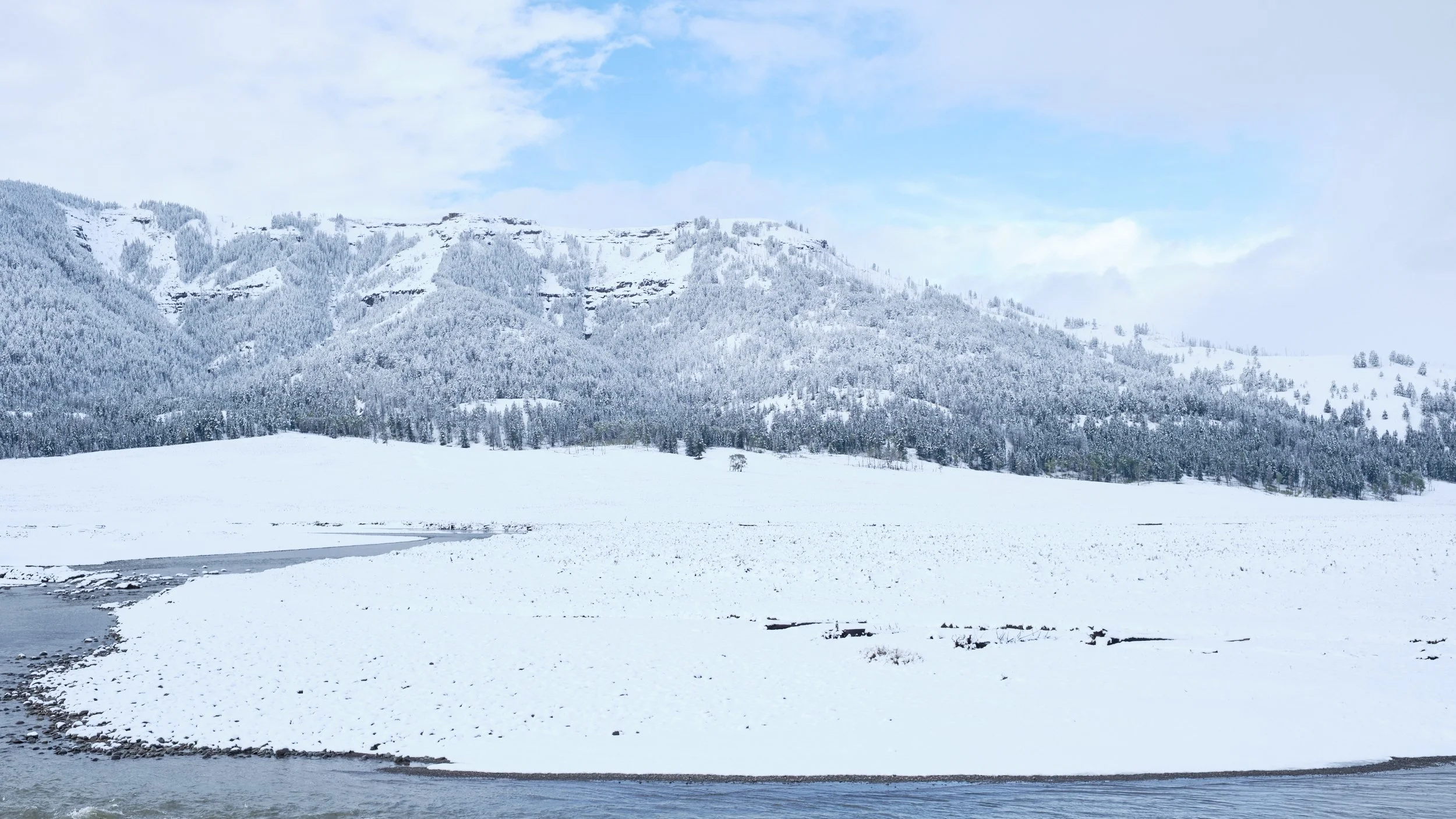 2017-09-22_08-28-08_Yellowstone.jpg