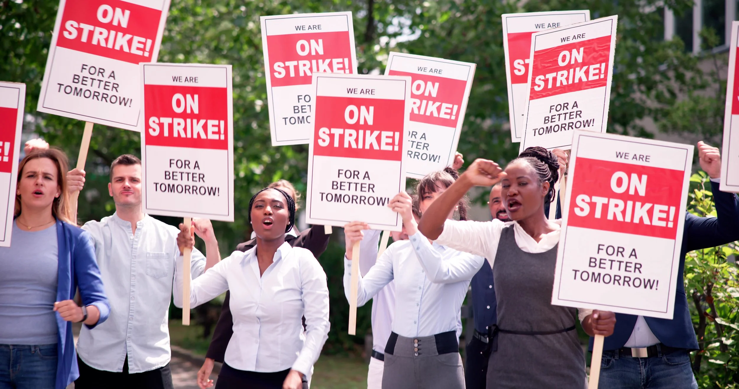 HOT TOPIC | MAY 2026 - Navigating trade union reforms: a practical guide for all employers