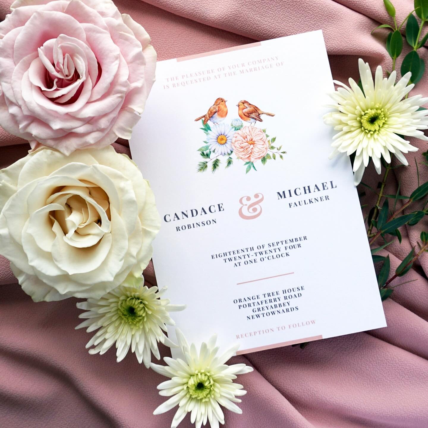 CANDACE - Delicate like a little Robin, this suite offers gorgeous peachy tones mixed with a summer garden feeling. Spotting a Robin on your wedding day is supposed to be good luck, so consider yourself lucky with these little ones on the invites
.
.