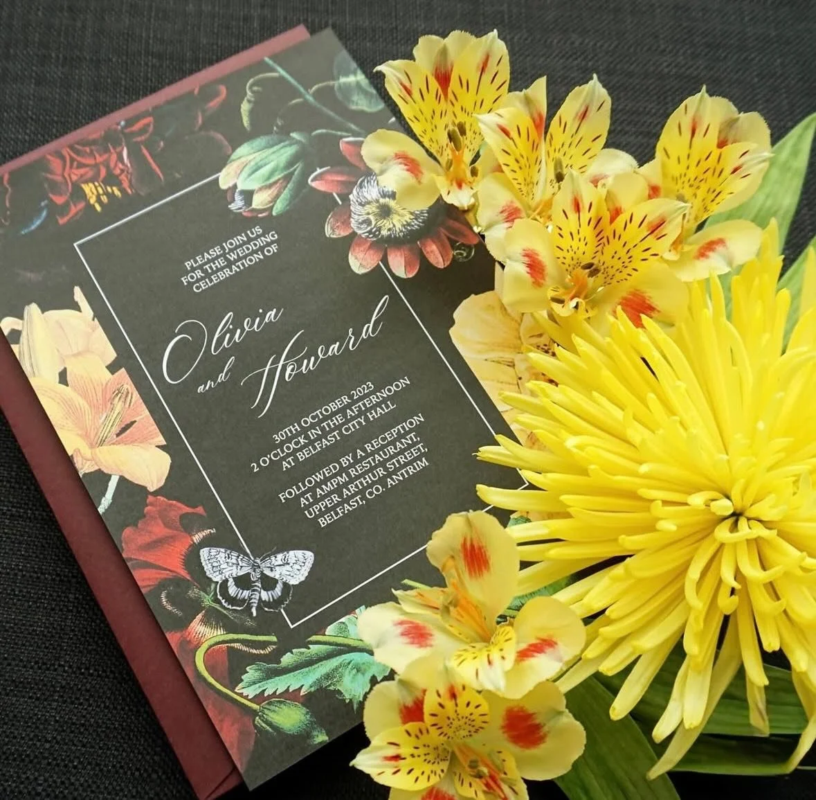 OLIVIA - If you are looking for something dark, mysterious and moody, then walk this way. The Olivia suite combines all of those things and more! Paired with a luxurious burgundy envelope, this design is perfect for lovers of a darker aesthetic
.
.
.