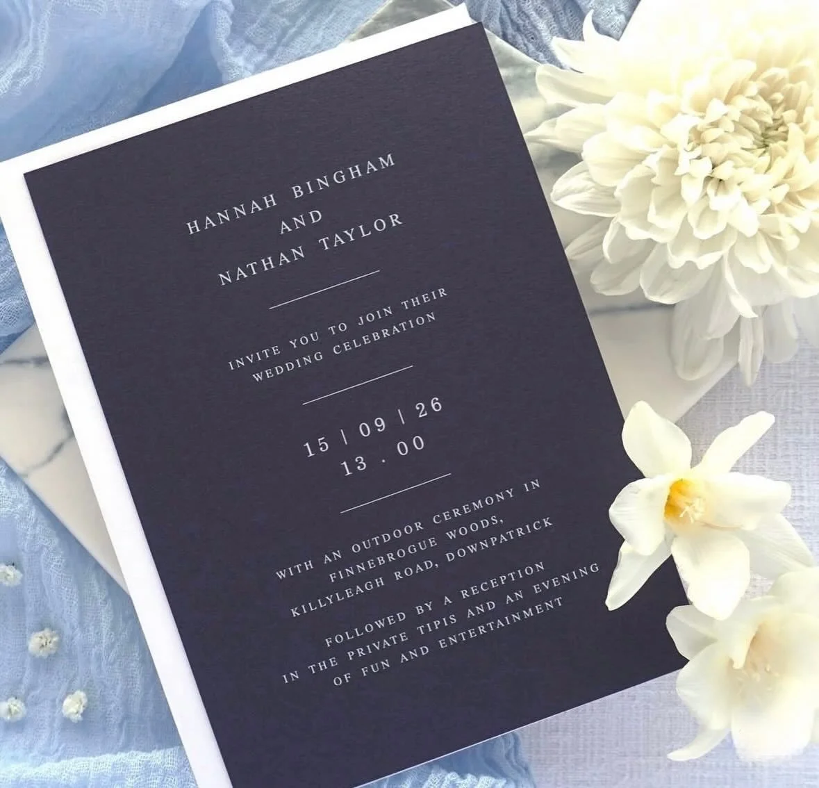 HANNAH - Elegant and minimalist is the vibe of the Hannah suite, featuring navy blue cardstock and printed with striking white ink. Sometimes less is more, subtle yet stylish, sweet simplicity!
.
.
.
#weddingstationery #weddinginvitation #whiteink #w