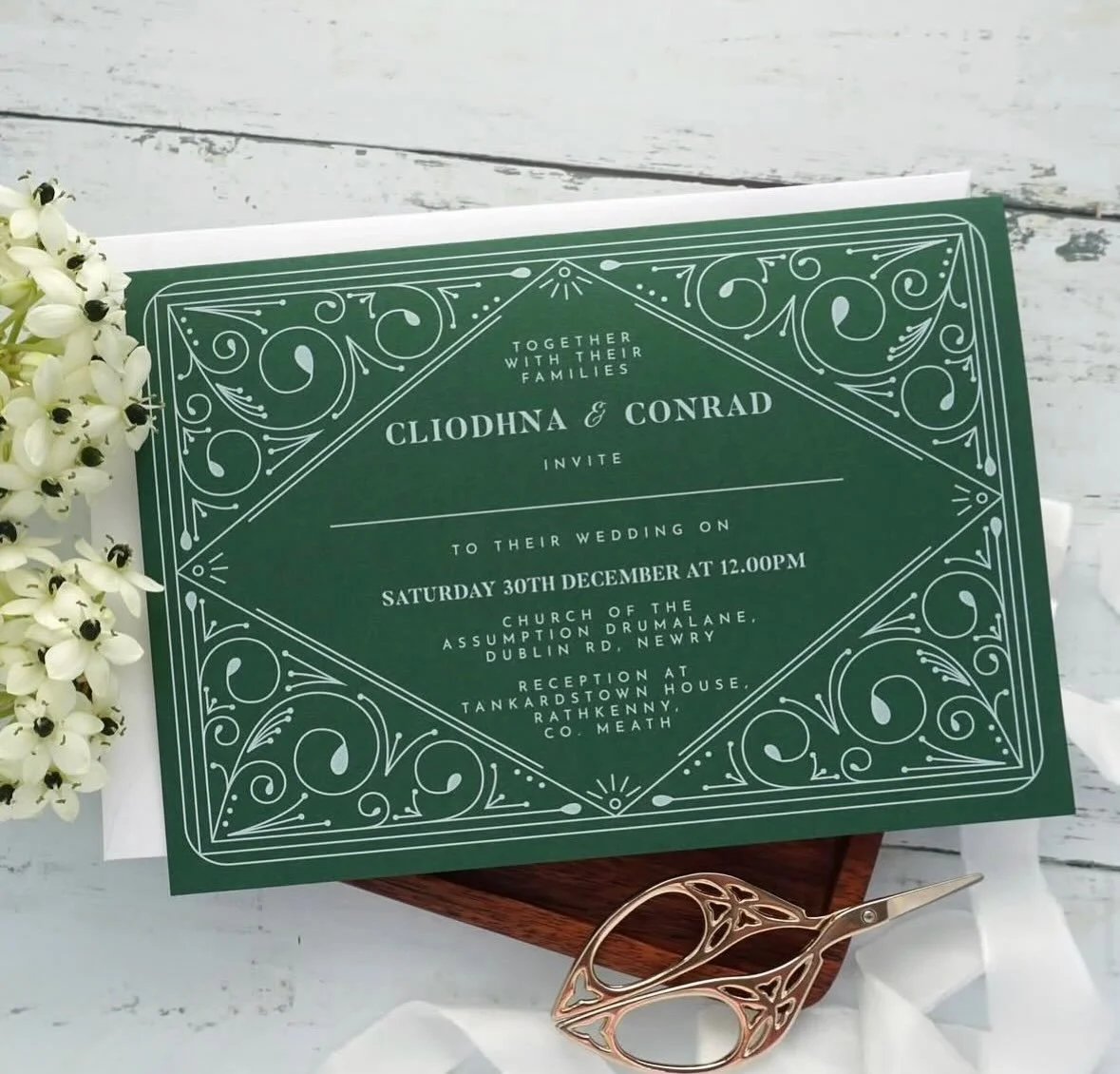 C&amp;C - This couple chose to reimagine our Frances suite into a folding card and printed onto gorgeous forest green cardstock. White ink printing is such a beautiful finish, especially on rich coloured card like this!
.
.
.
#weddingstationery #wedd