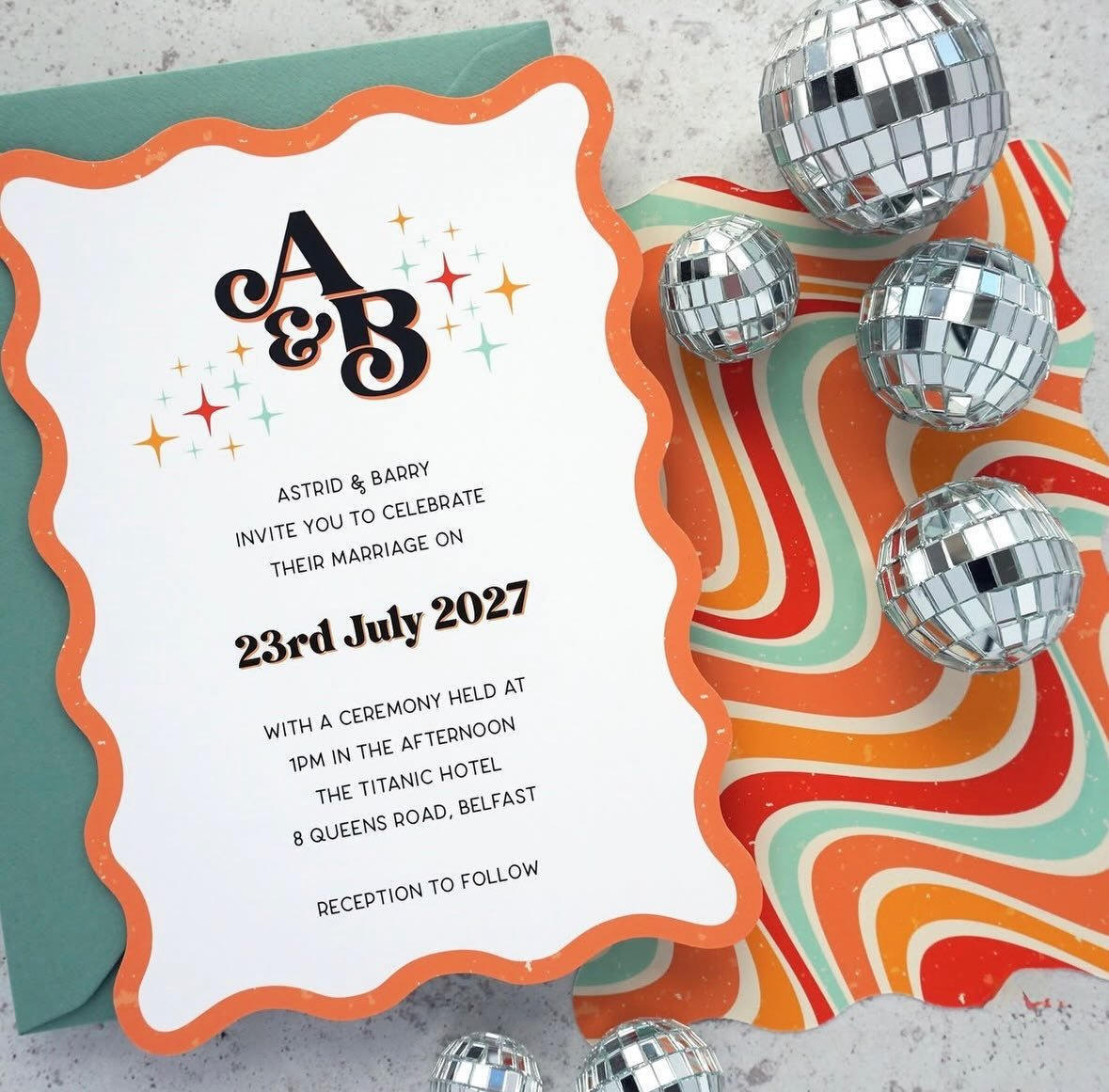 ASTRID - With custom cut waved cardstock and a 70&rsquo;s inspired colour palette, the Astrid suite is pretty groovy (see what we did there). Pair it with one of our luxury coloured envelopes and embrace the retro vibes by keeping things vibrant
.
.

