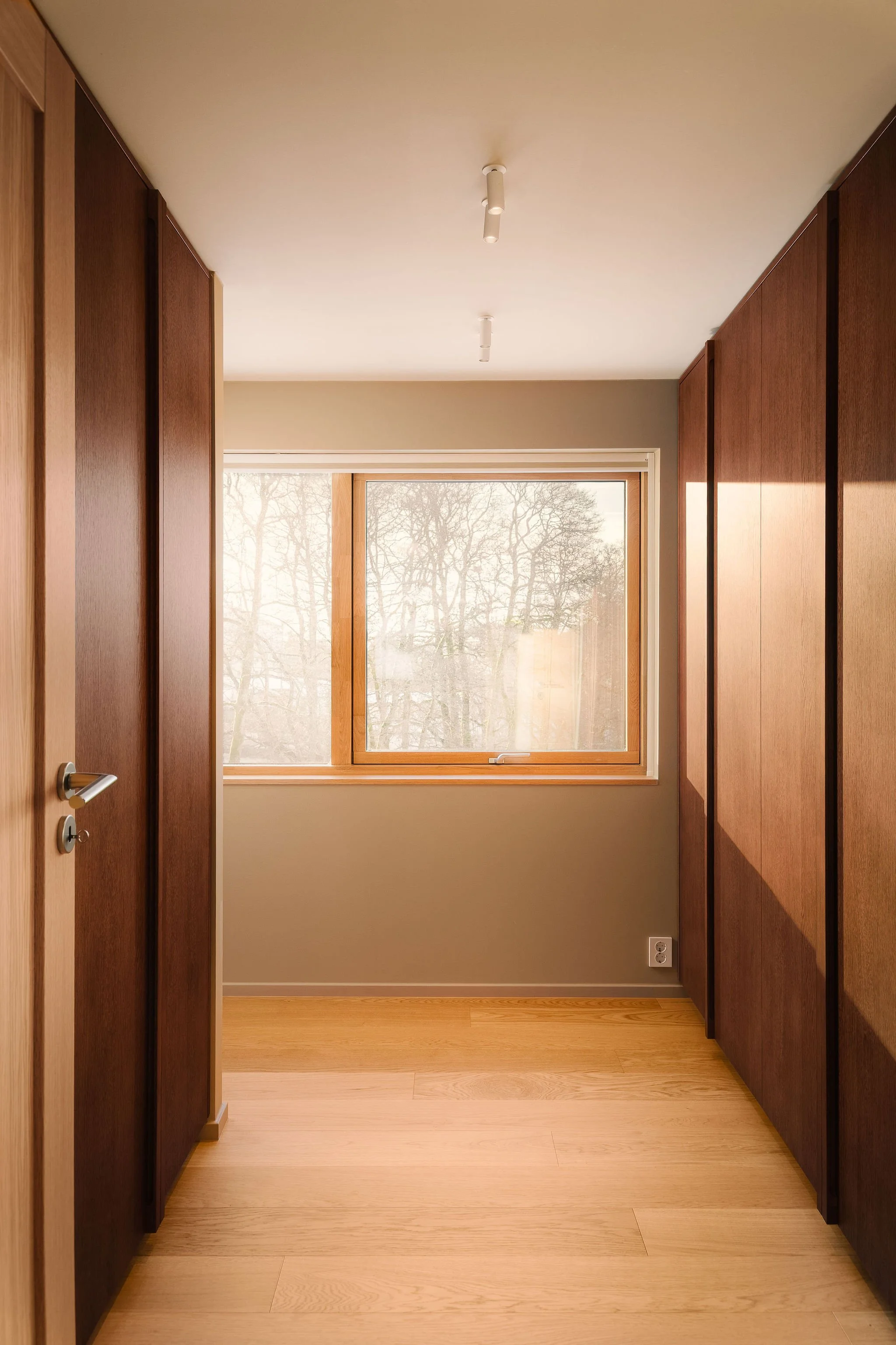 Oppussing -garderobe - Hamran - tilbygg - enebolig Briis arkitektur