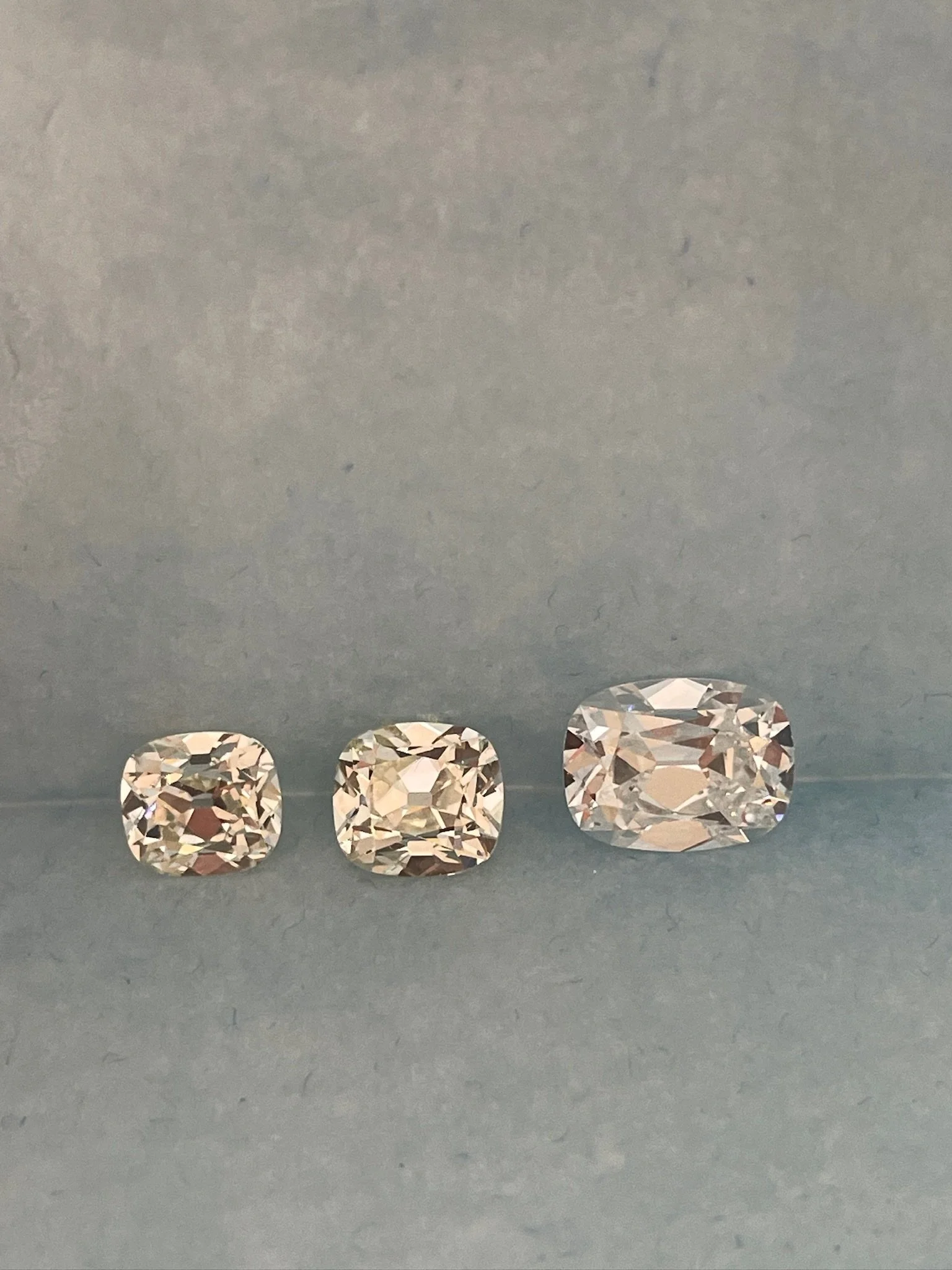 CUSHION CUT ANTIQUE DIAMONDS: TAYLOR SWIFT’S ENGAGEMENT RING TREND