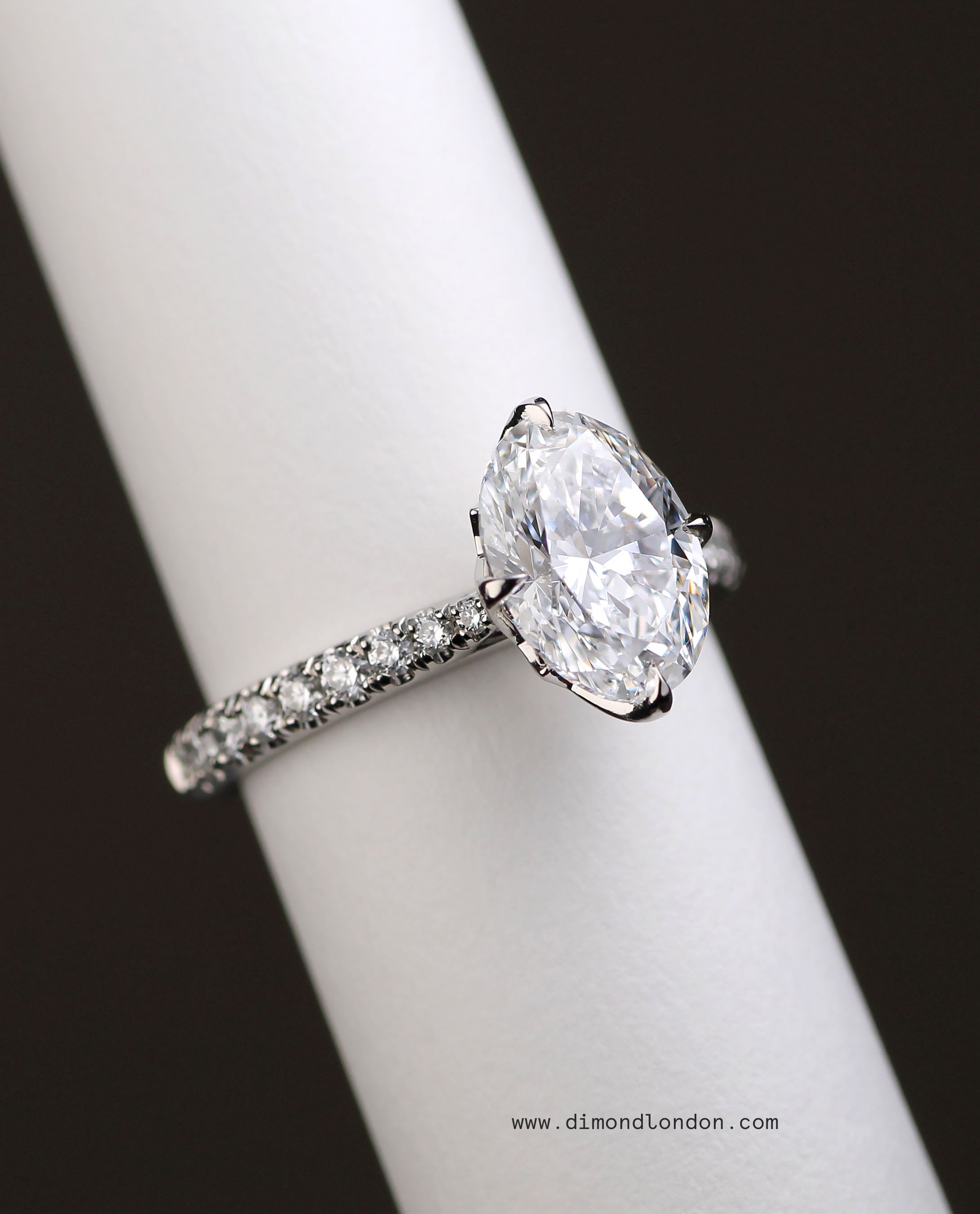 Round Diamond Engagement Rings — Dimond London | Bespoke Jewellery & Engagement  Rings