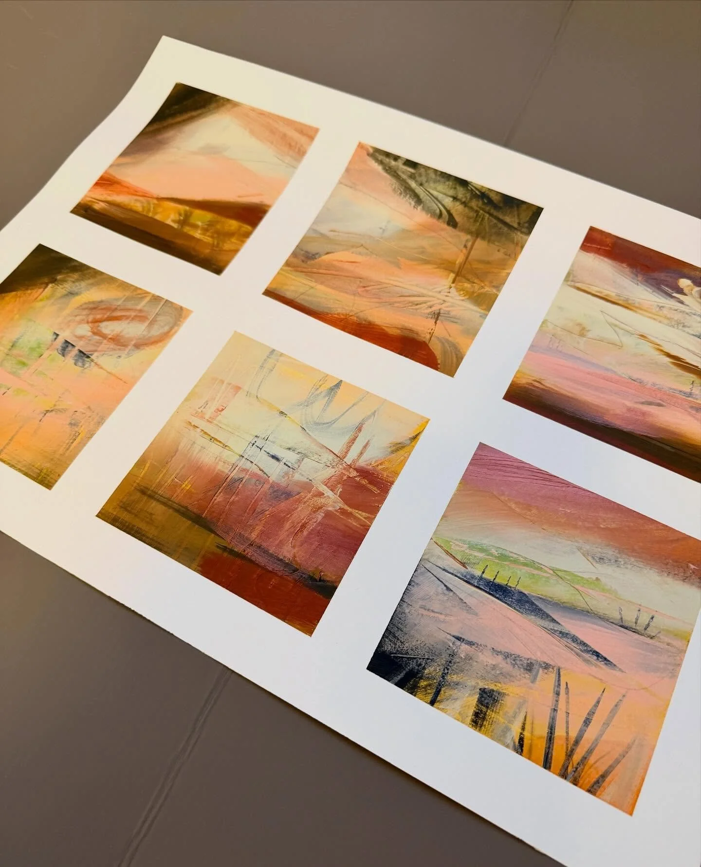 I have a new palette addiction! 
Light pink, copper, yellow ochre, raw sienna and paynes grey or burnt green earth. 

No doubt these will be made into Art Cards&hellip;
I&rsquo;m pleased to say I am managing to scale up my abstracts! Why are small ab
