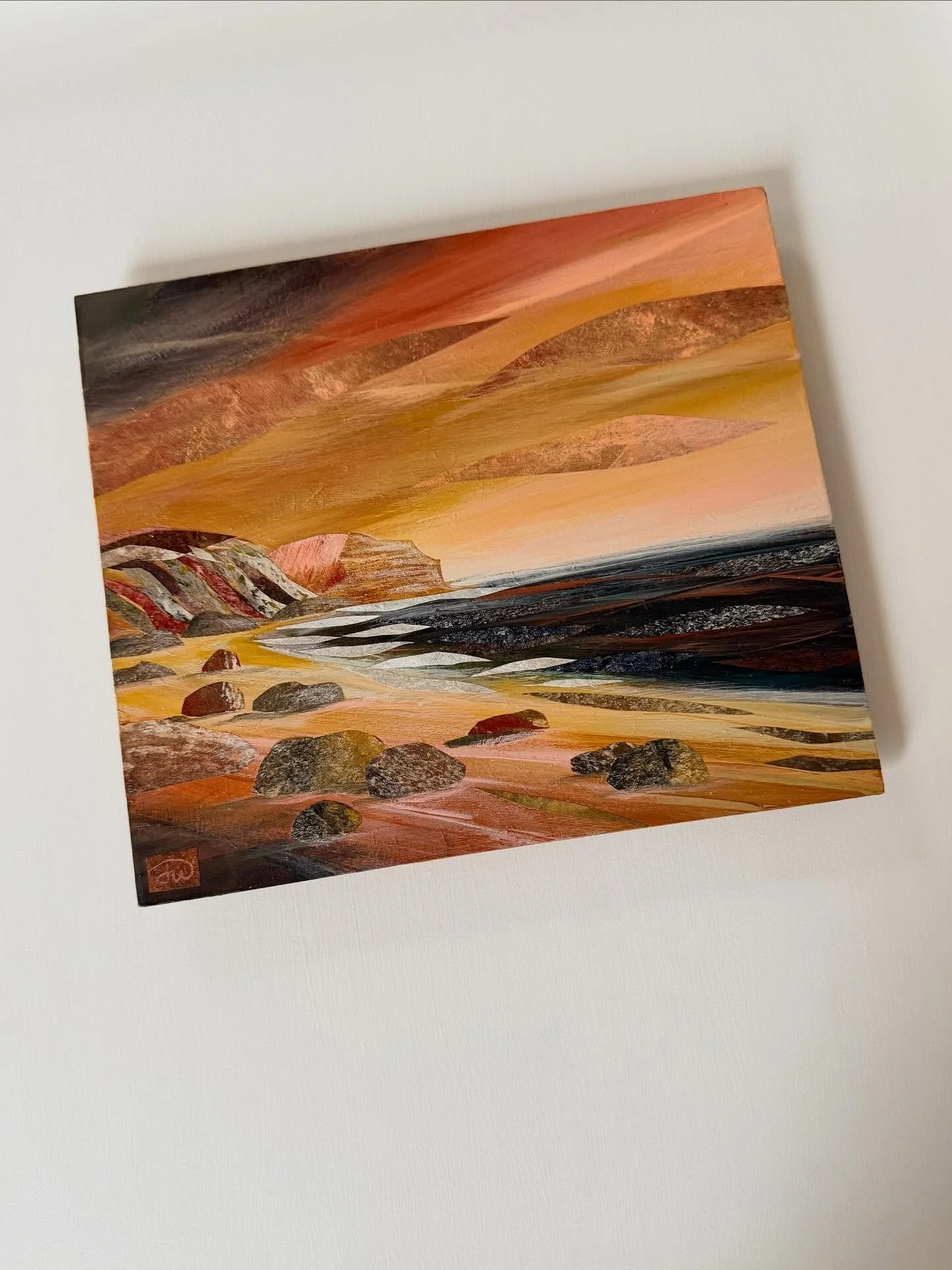 As you can probably tell, my colour palette obsession continues!

This small painting is just being finished and framed for the weekend&hellip;

#newwork #colourpalette #charmouthbeach #charmouthpaintings #charmouth #dorset #dorsetpaintings #autumnpa