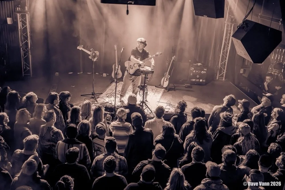 🙌 Seattle THANK YOU for a real good time last night + for all the song requests...Portland TONIGHT, Eugene TOMORROW &amp; Bend on Sunday! 

@nectarlounge  @wonder_ballroom 
@wowhall 
 @towertheatrebend 

📸 Thanks to Dave Vann @dv_in_sf for all the 