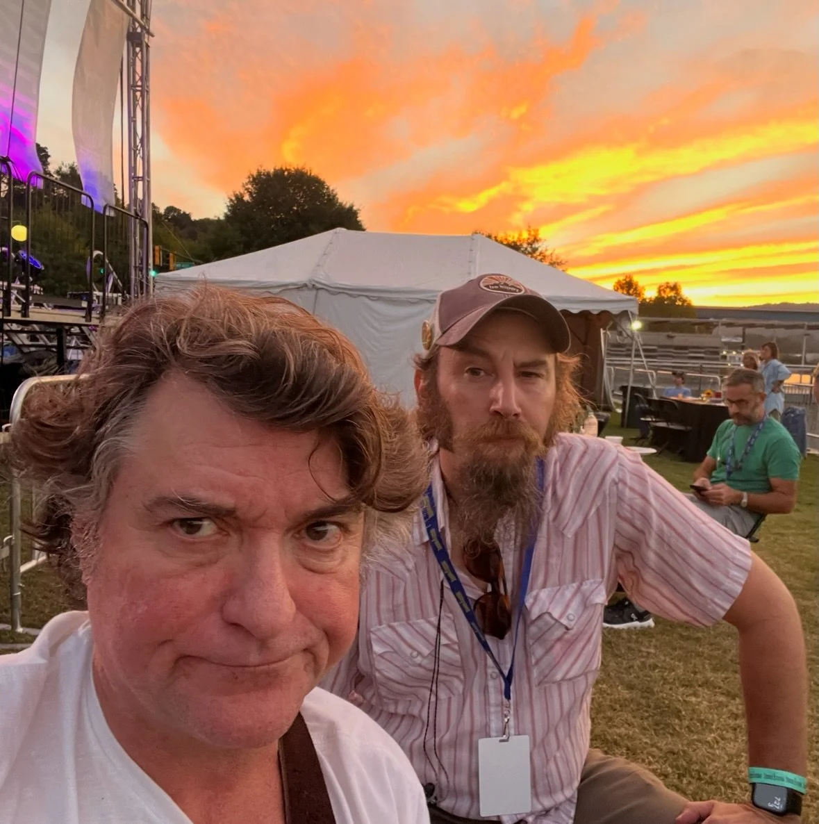 🥳 Holy shit, I&rsquo;m grateful this guy was born.  May today be as easy and luxurious as the way you make my life.  Happy birthday, Gravy.
@gravyboatjohnson