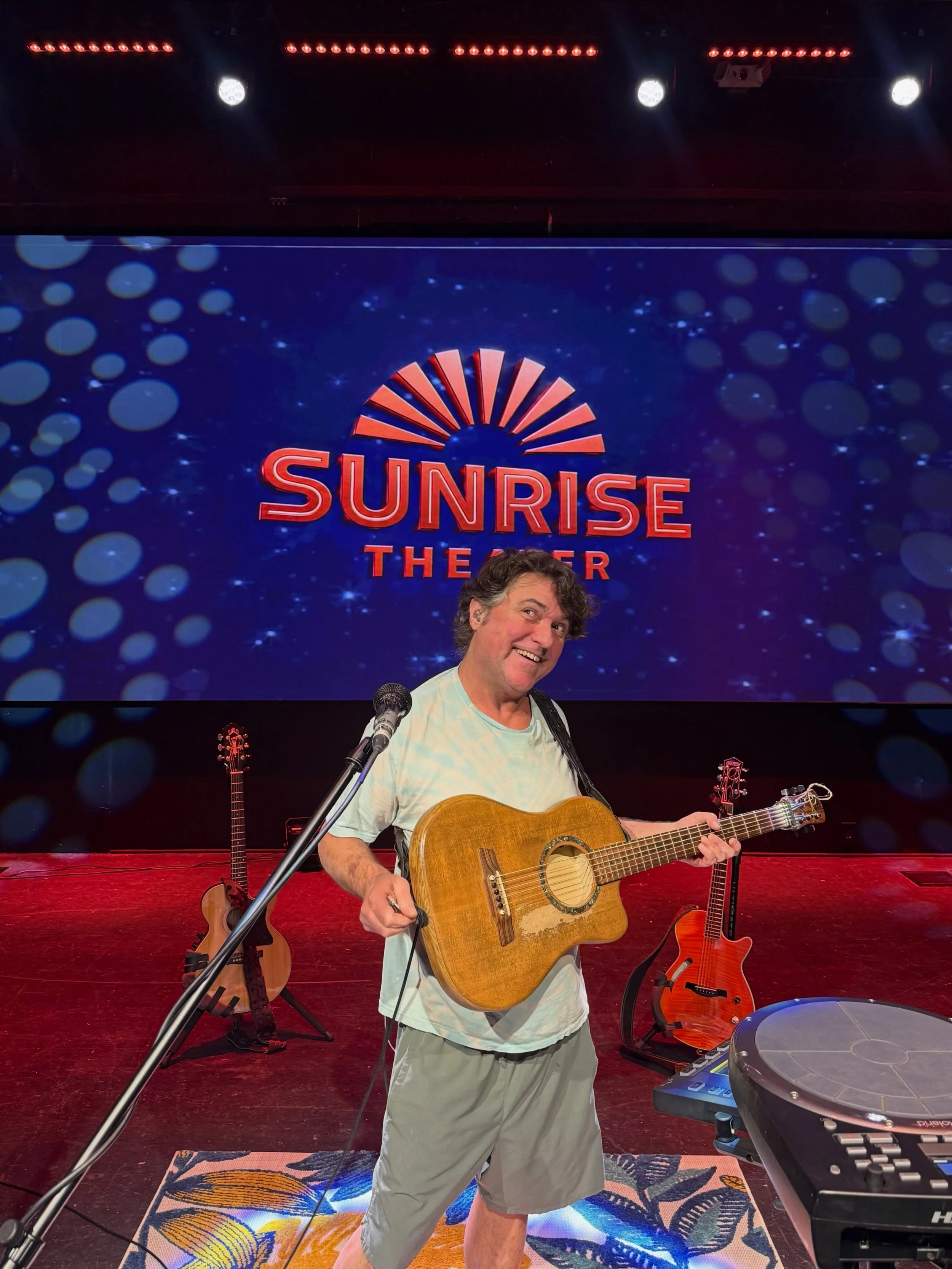 🌞 TONIGHT @sunrise.theater in Southern Pines NC 
☮️tomorow the @peacecenter Greenville SC

#hippiesforthewin